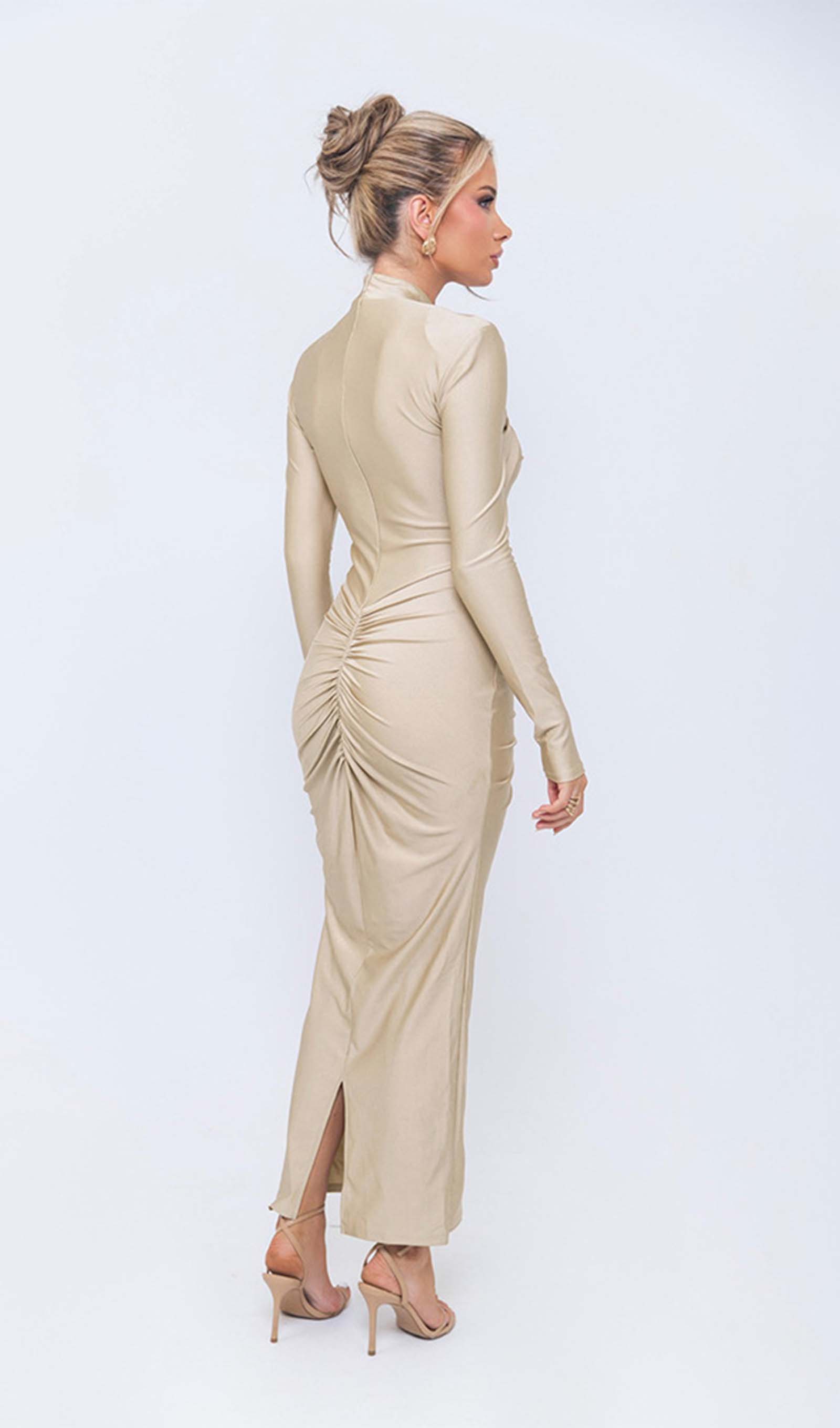 Düz Kesimli Fırfırlı Midi Elbise