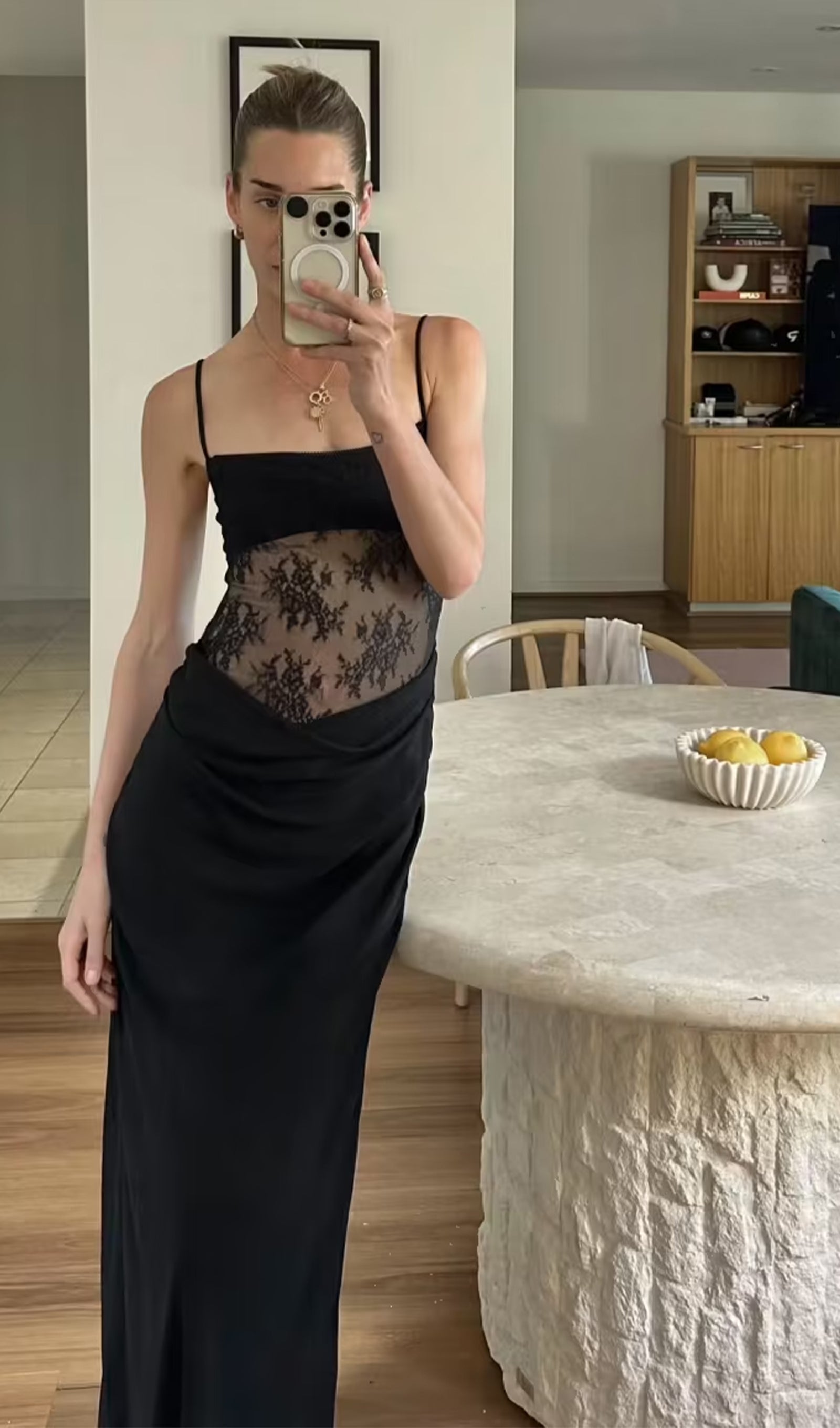 Dantelli Uzun Elbise - Siyah