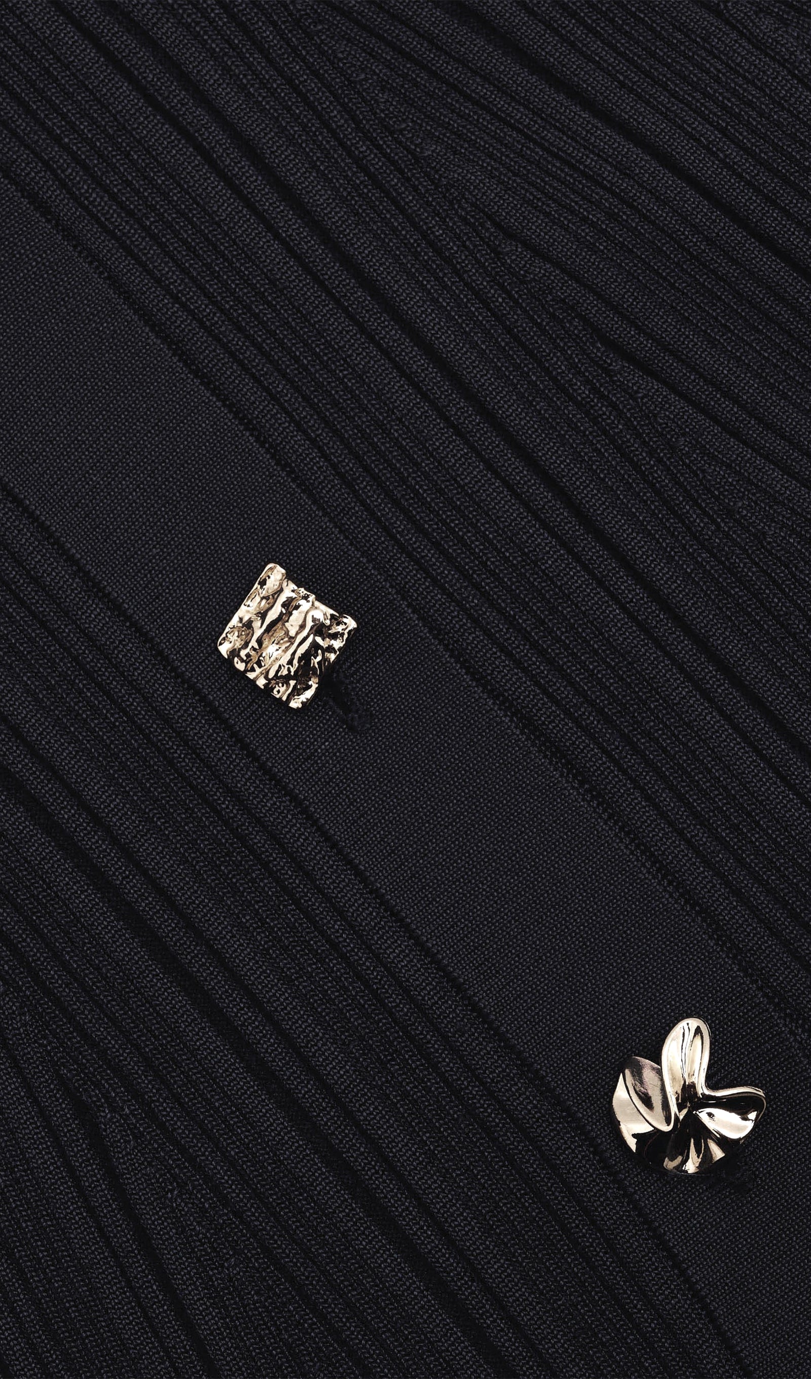 Metalik Düğmeli Örme Midi Elbise