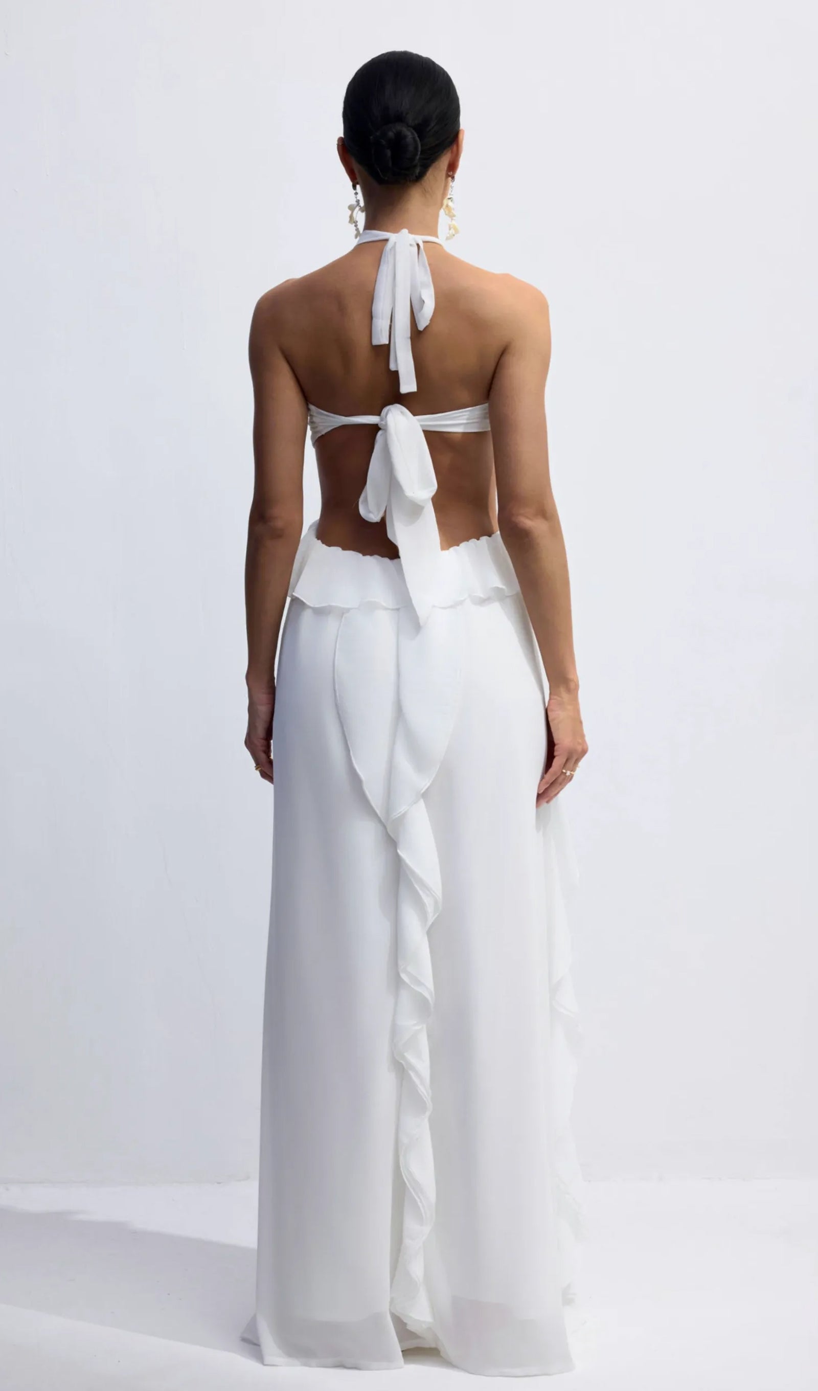 Halter Kesim Volanlı Uzun Elbise