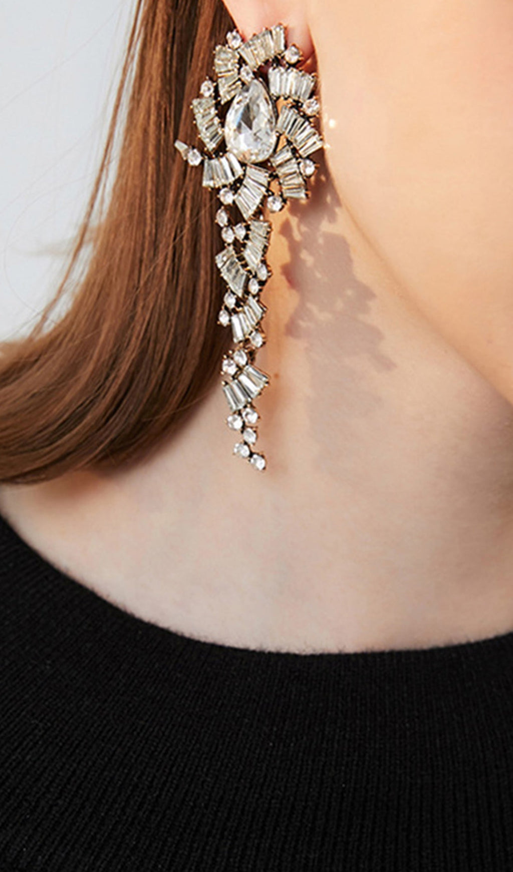 Yapay Elmas Sarkan Damla Küpeler