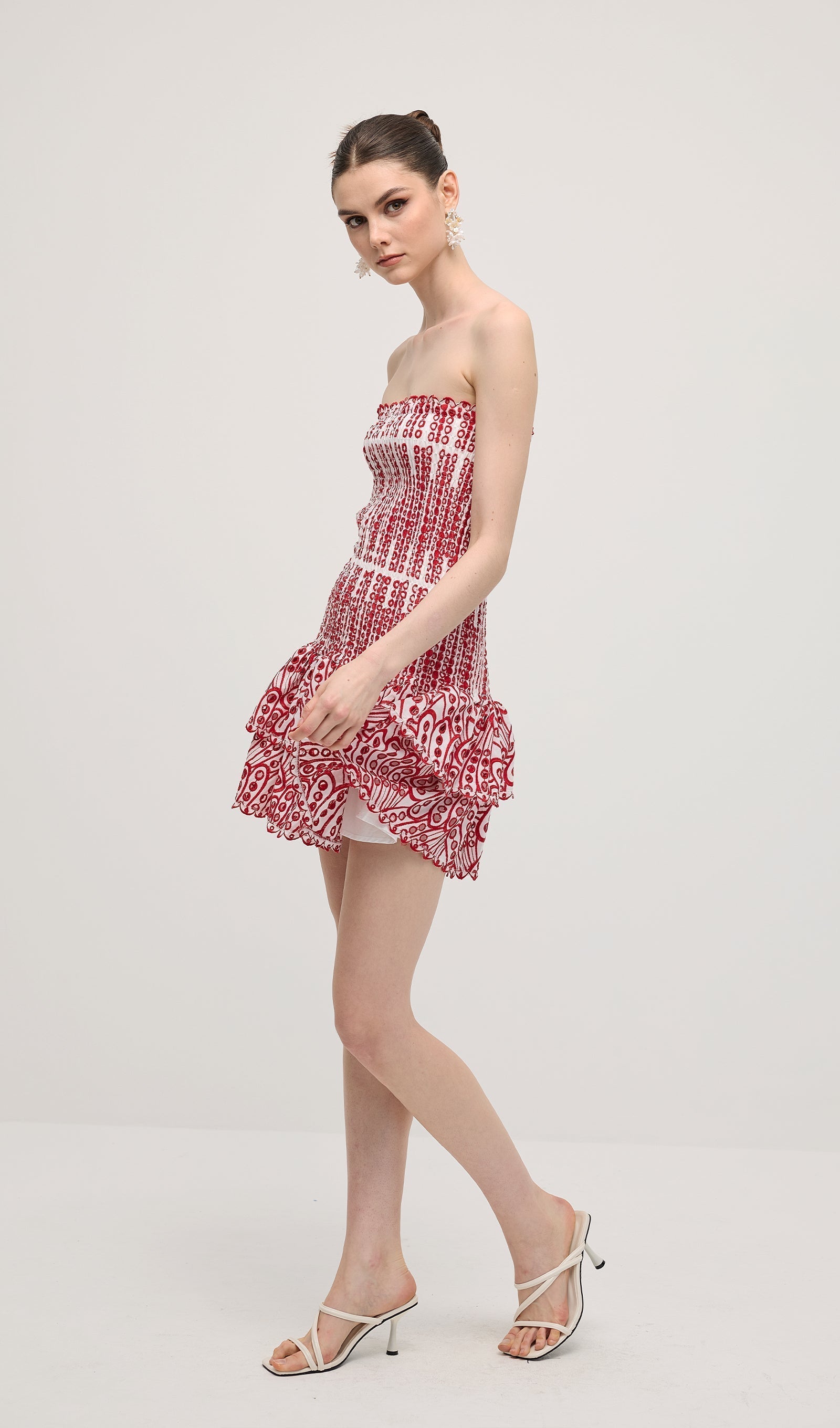 Kırmızı İşlemeli Mini Pamuklu Elbise