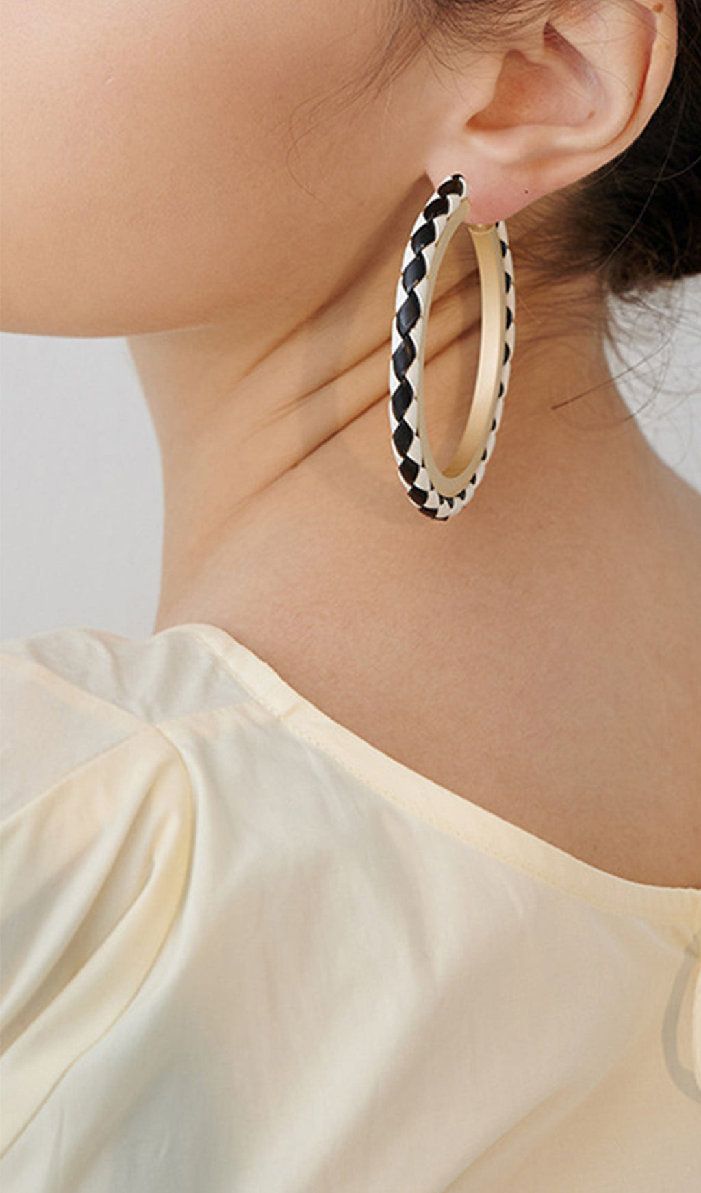 Suni Deri Yuvarlak Halka Küpeler