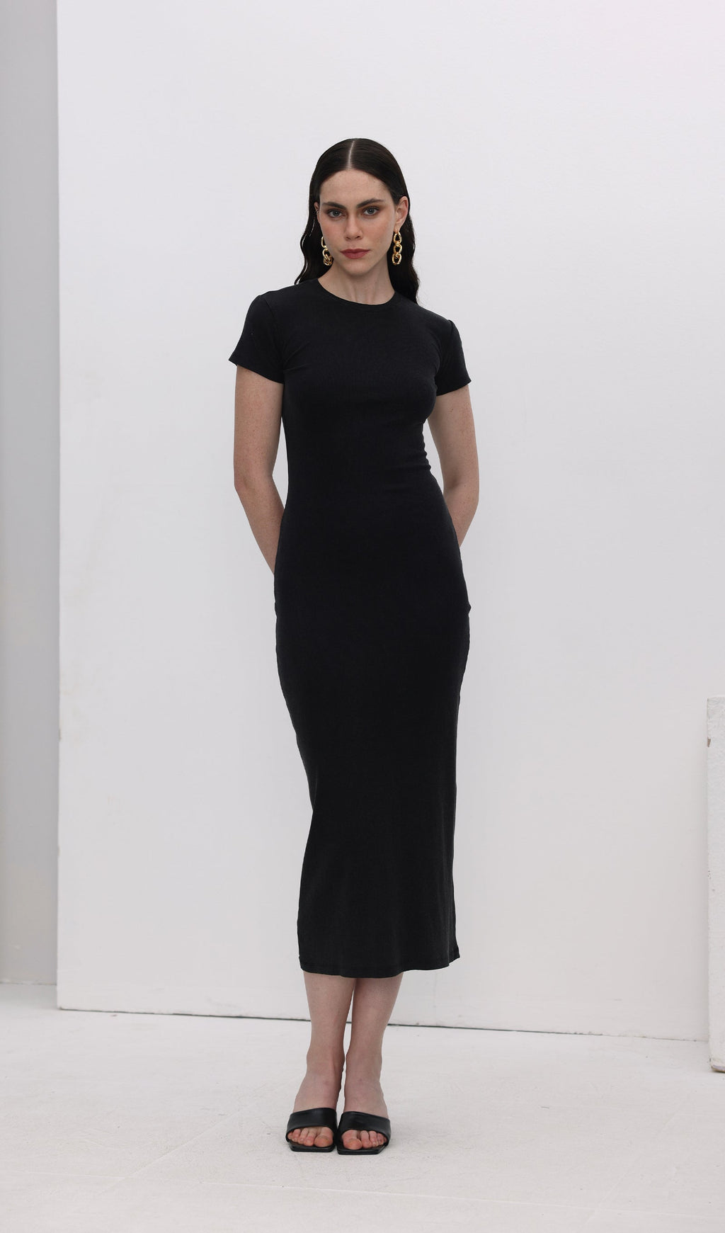 Jersey Vücuda Oturan Midi Elbise