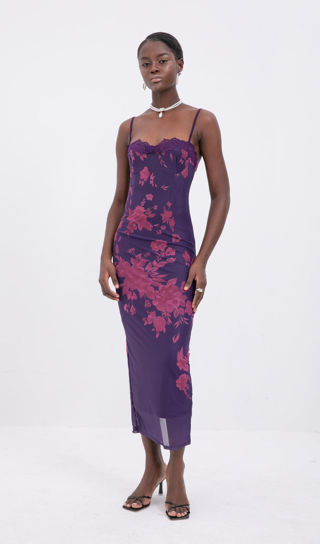 Moda Bağcıklı Dantel Çiçekli File Midi Elbise