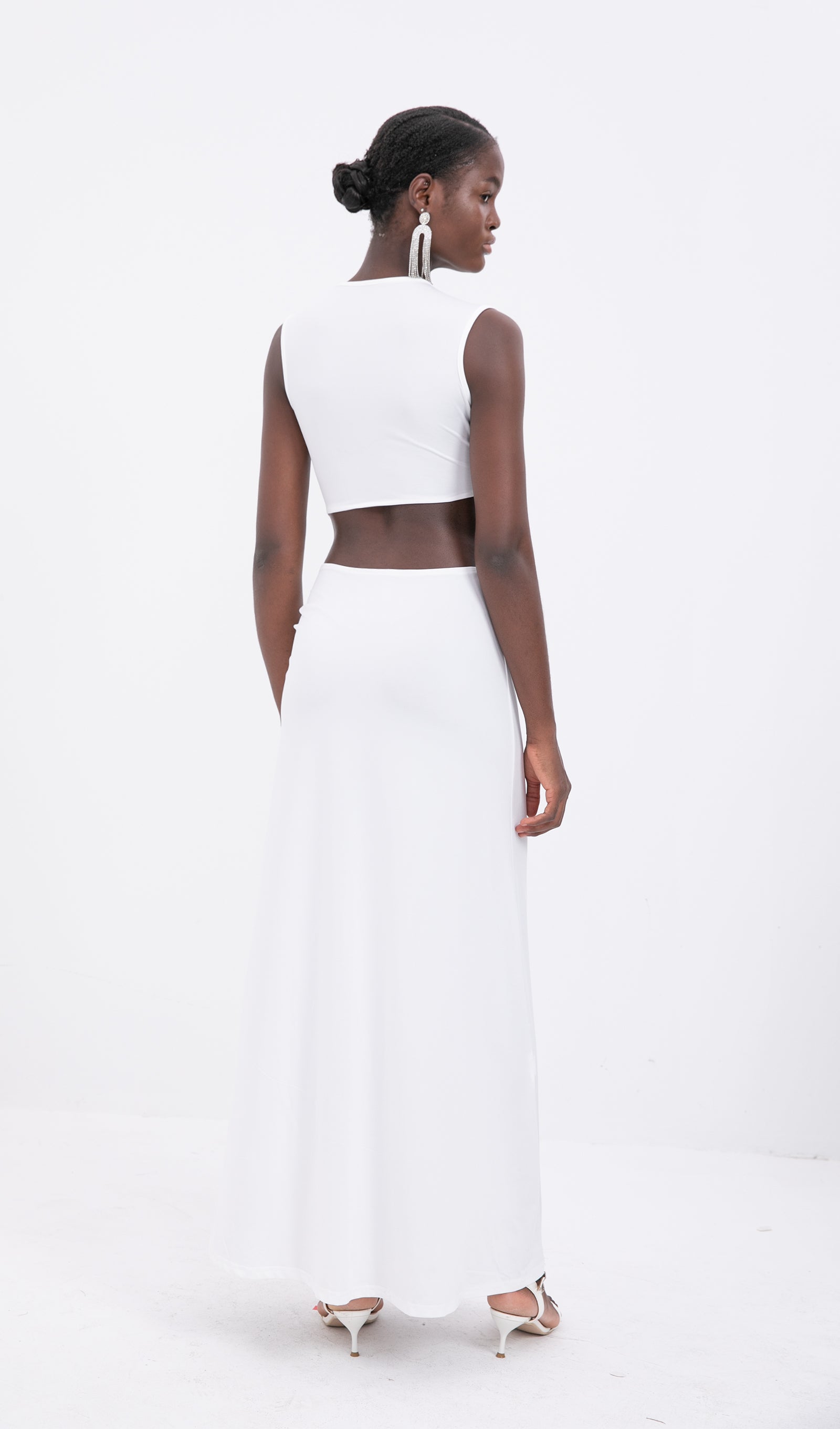 Trend Tek Omuzlu Kesik Uzun Elbise - Beyaz