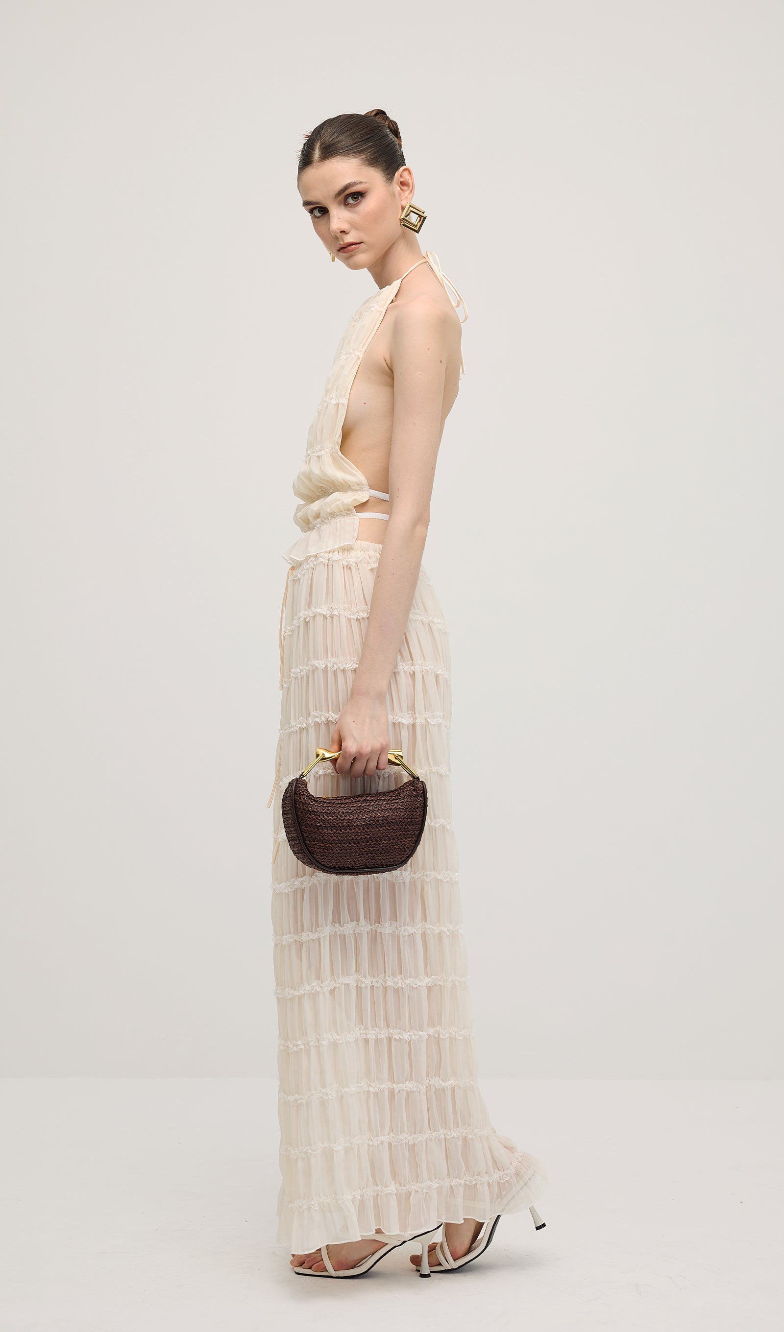 Beyaz Askılı Üst Ve Büzgülü Detaylı Uzun Etek Takımları