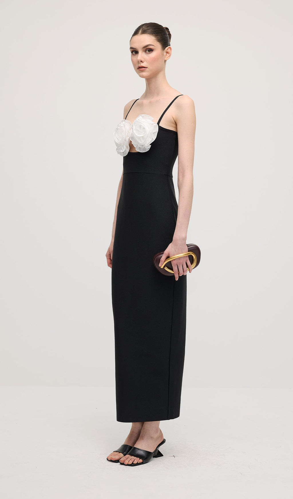 Çiçekli Sırtı Açık Askılı Uzun Elbise