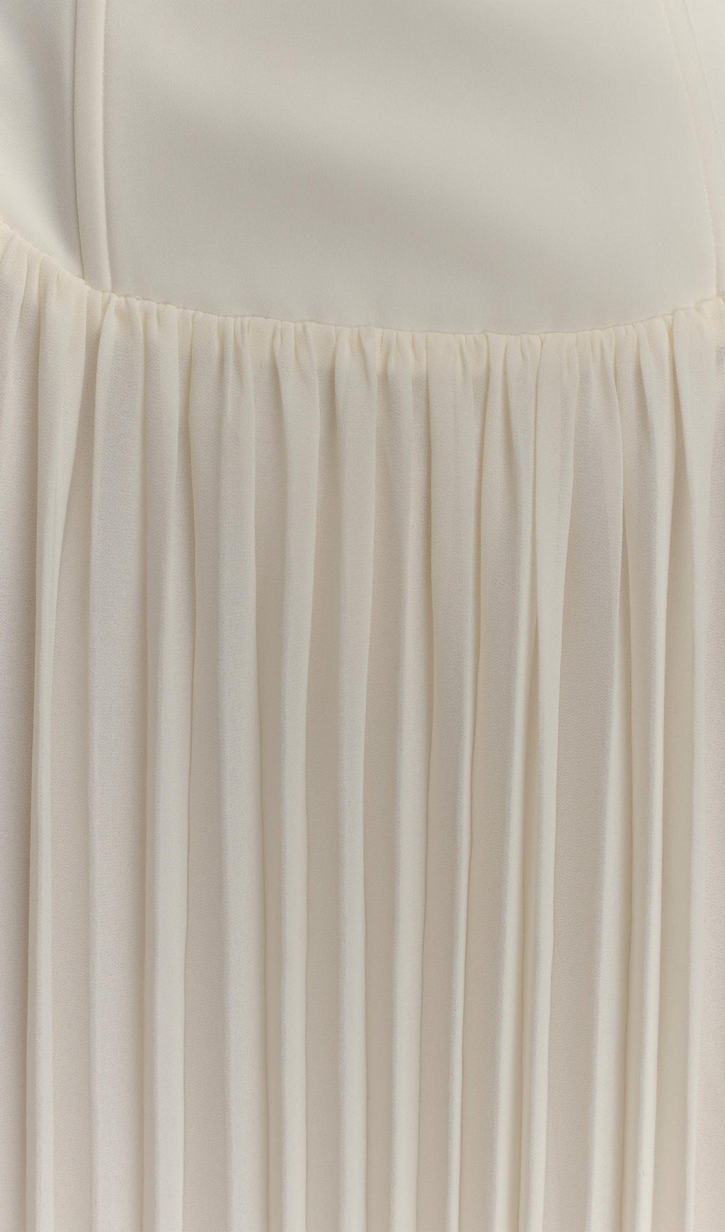 Pileli Askılı Uzun Elbise Beyaz