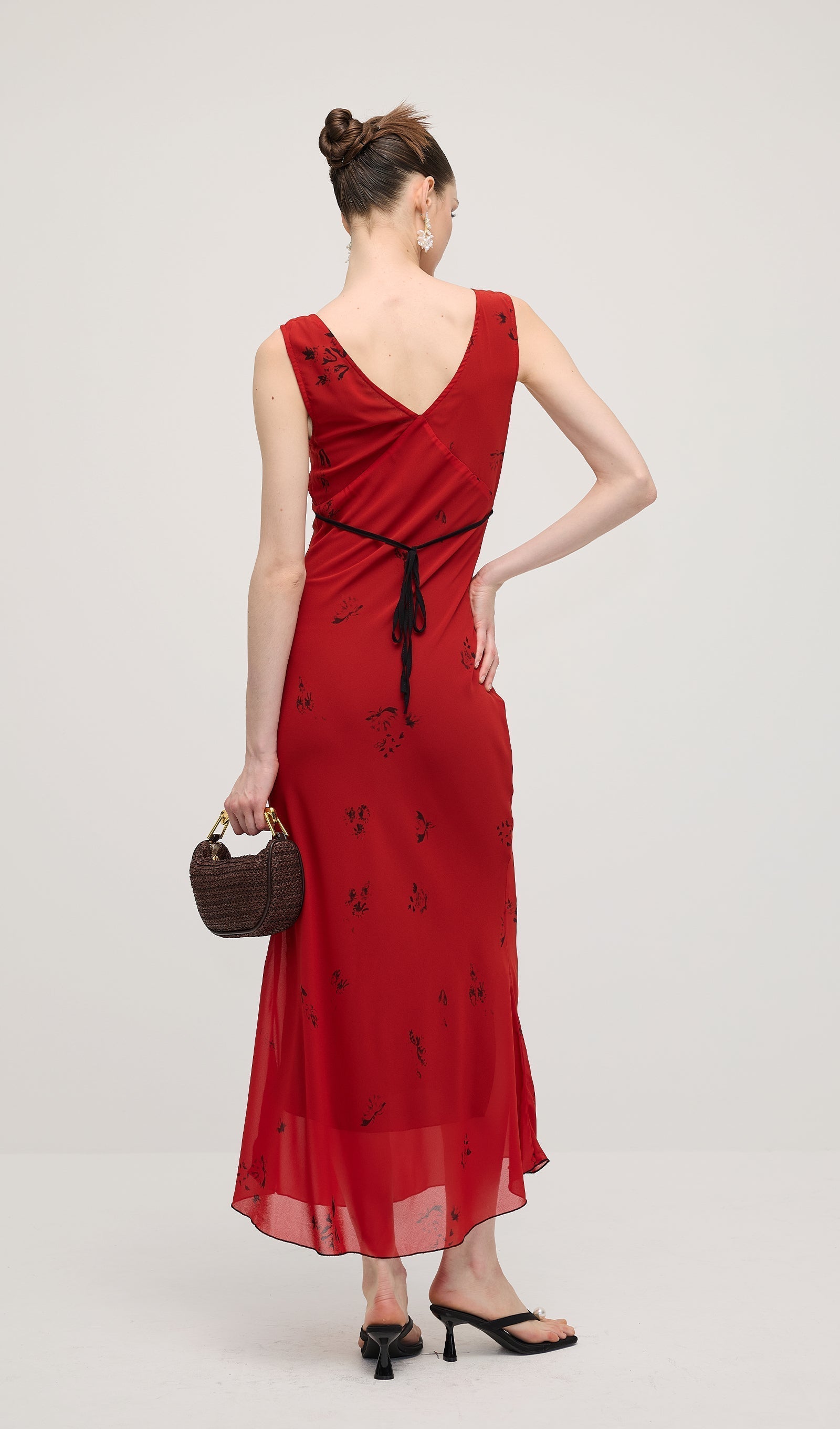 Kırmızı V Yaka Çiçekli Midi Elbise