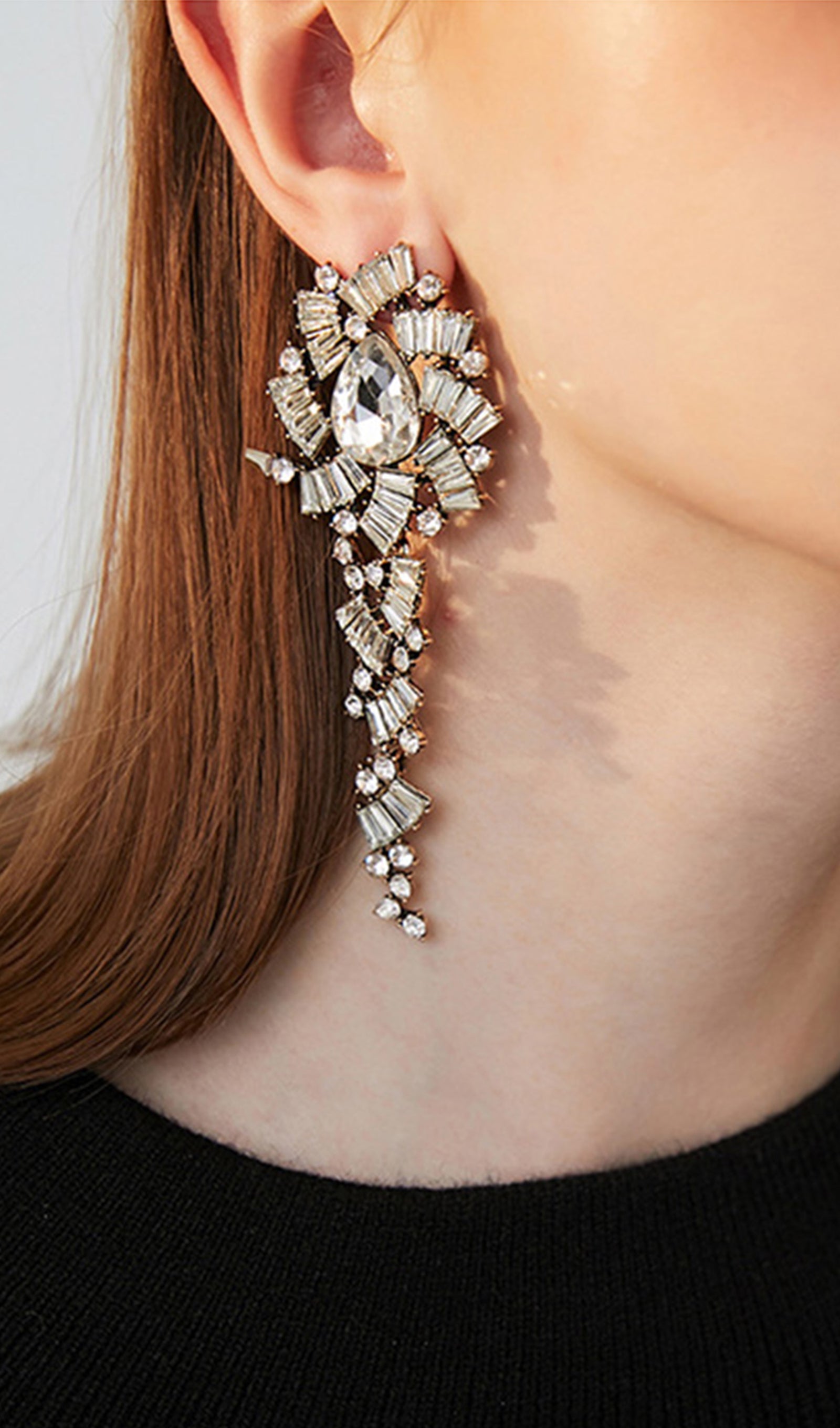 Yapay Elmas Sarkan Damla Küpeler