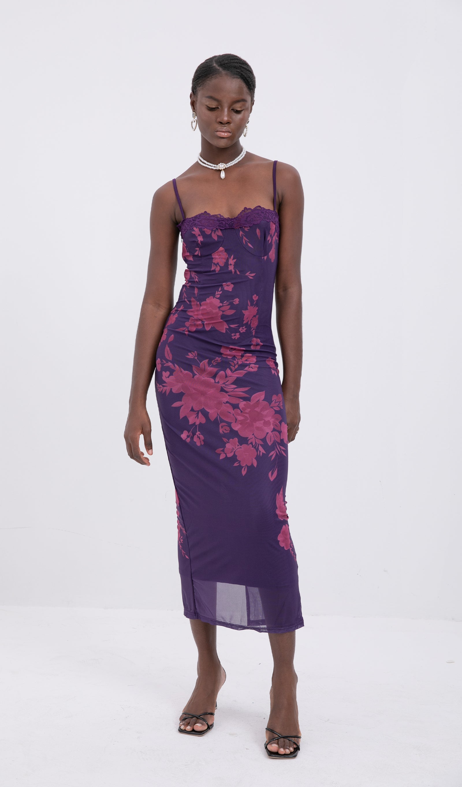 Moda Bağcıklı Dantel Çiçekli File Midi Elbise