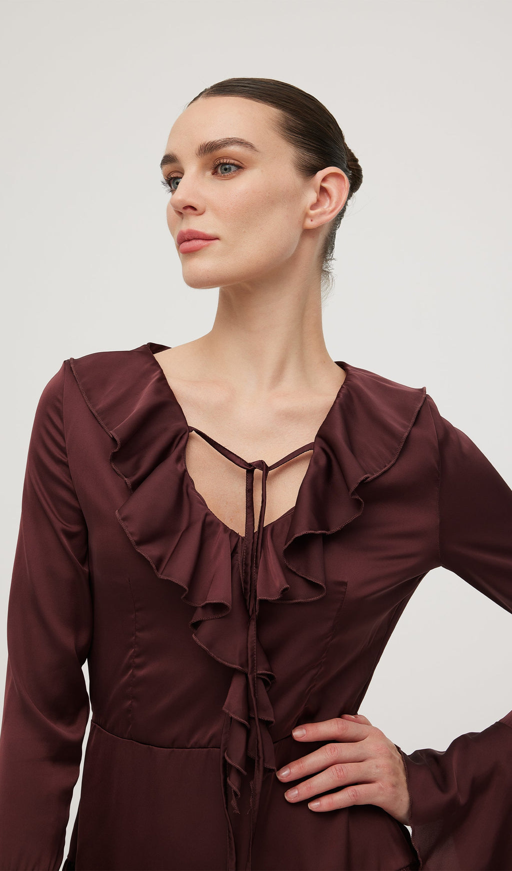 Fırfırlı Saten Mini Elbise