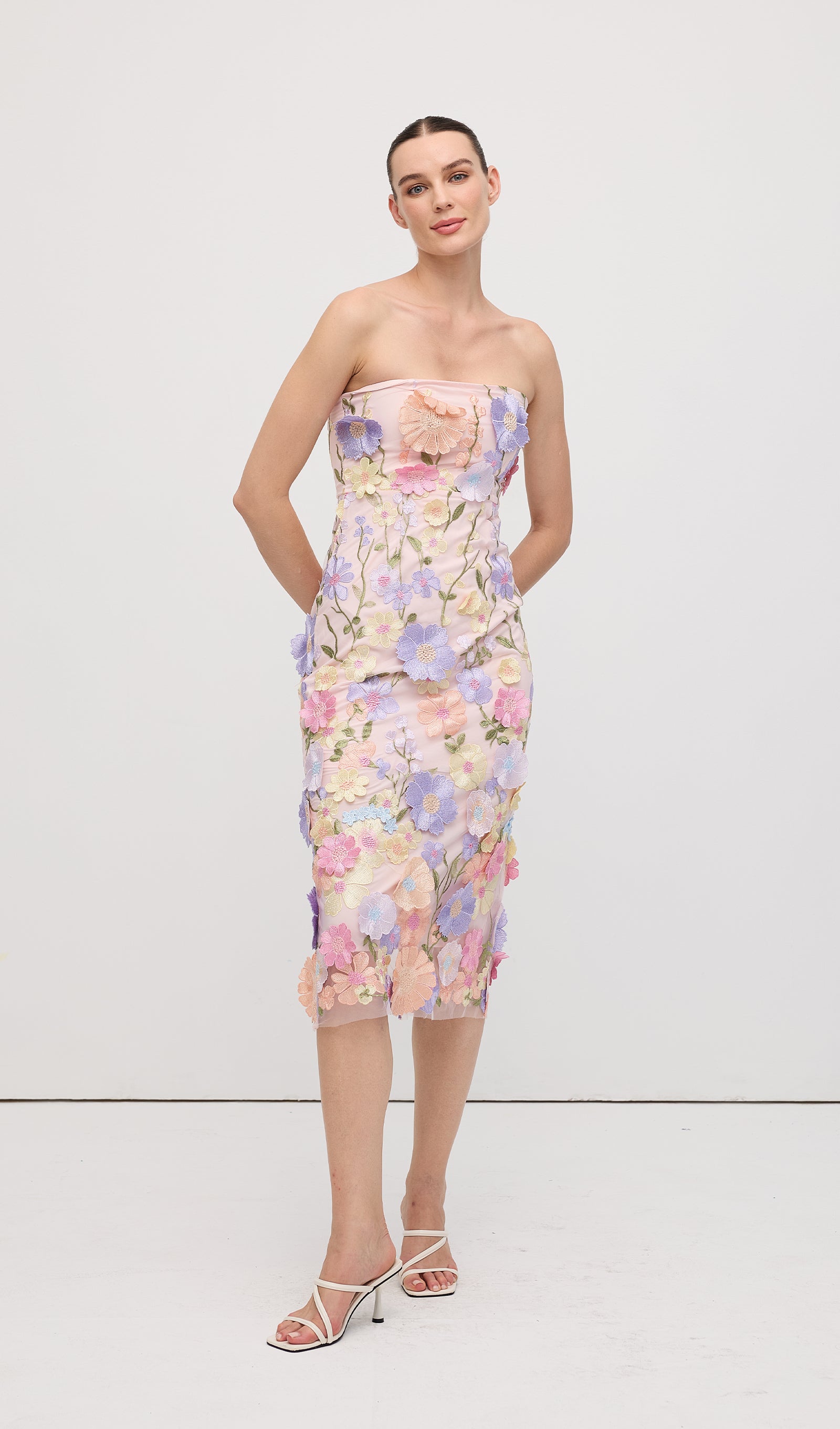 Mor Çiçek Desenli Kolsuz Midi Elbise