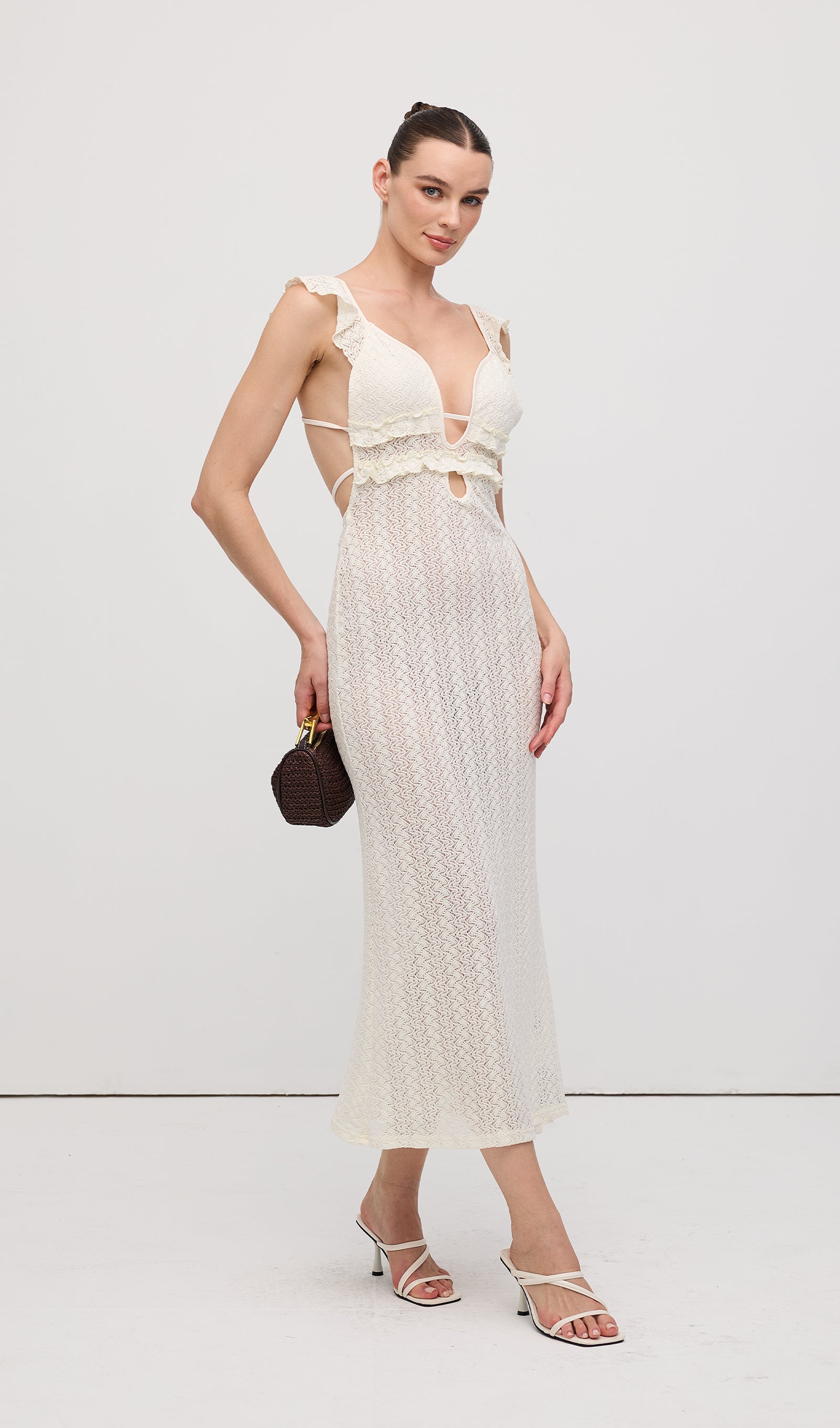 Volanlı Sırtı Açık Örgü Midi Elbise