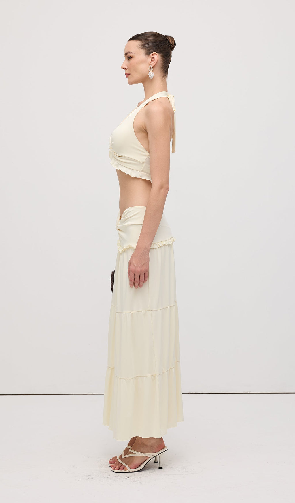 Askılı Üst Ve Bükümlü Fırfırlı Uzun Etek Takımları