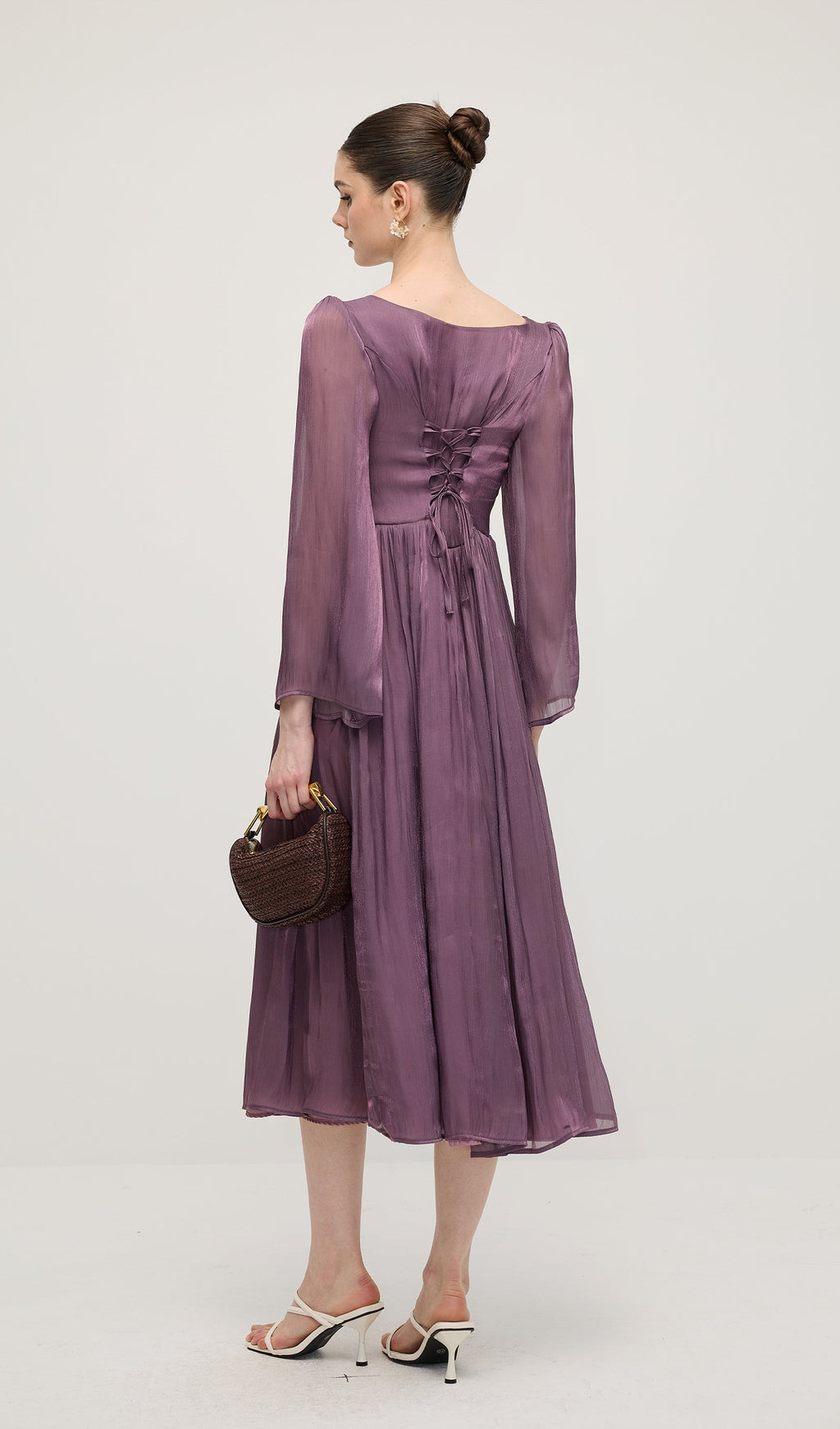 Düz Fırfırlı Uzun Kollu Midi Elbise