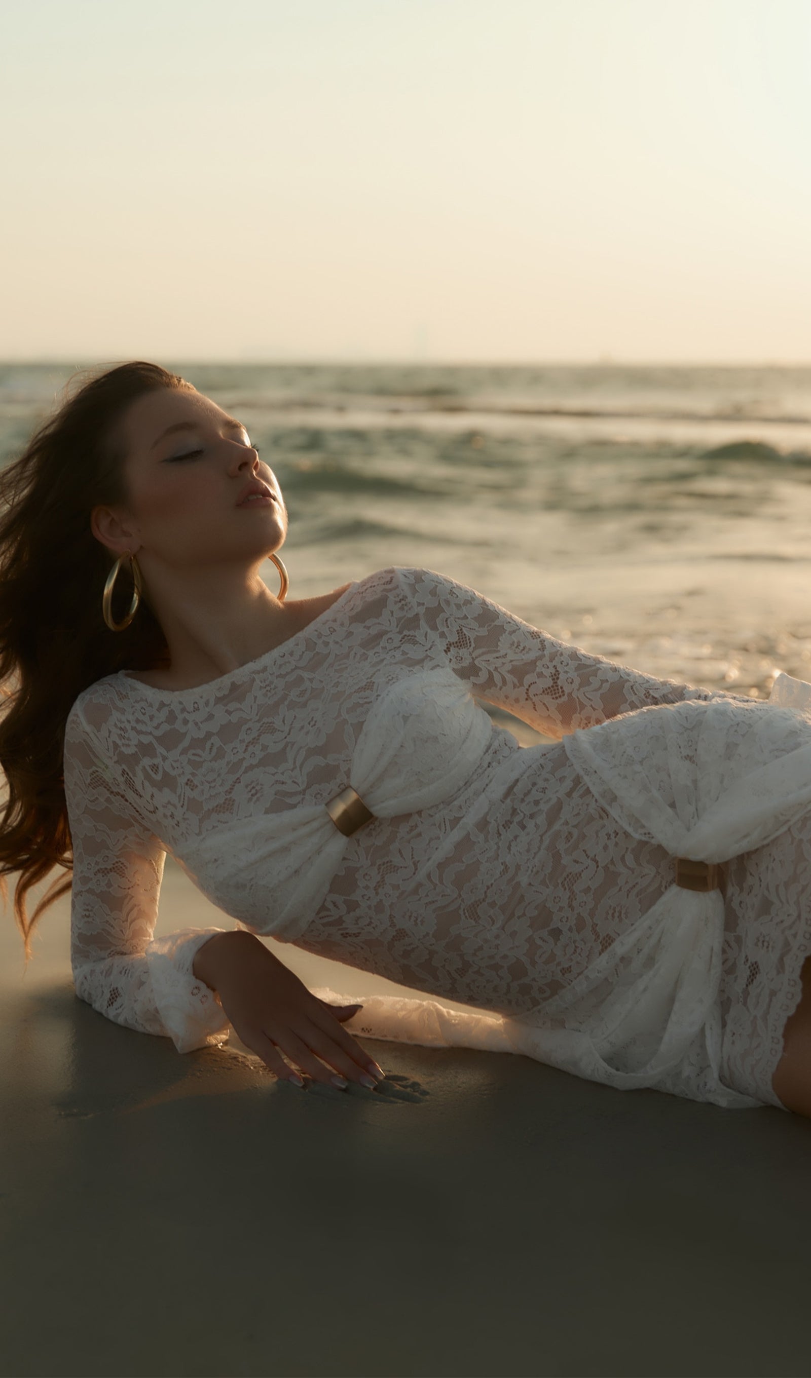 Dantel Drapeli Yaka Mini Elbise