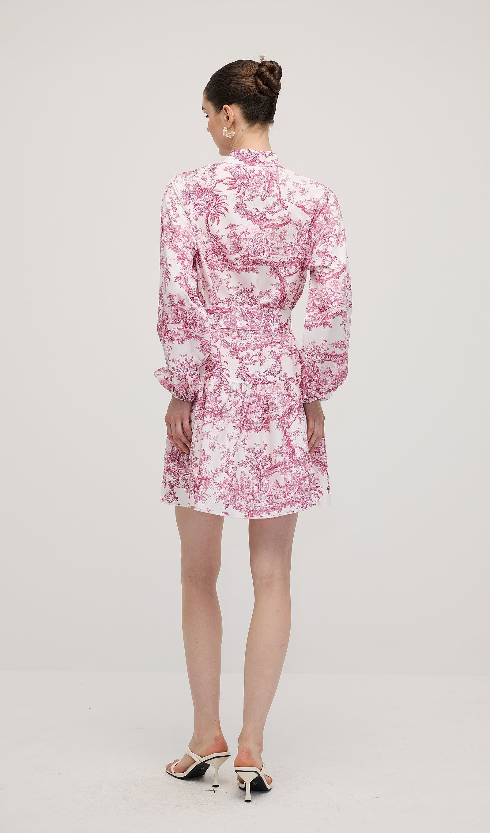 Çiçekli Volanlı Katlı Mini Elbise