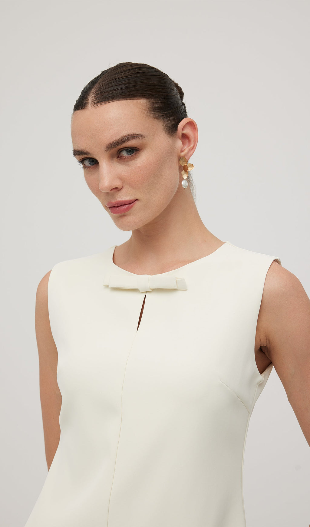 Kolsuz Fiyonklu Payetli Mini Elbise