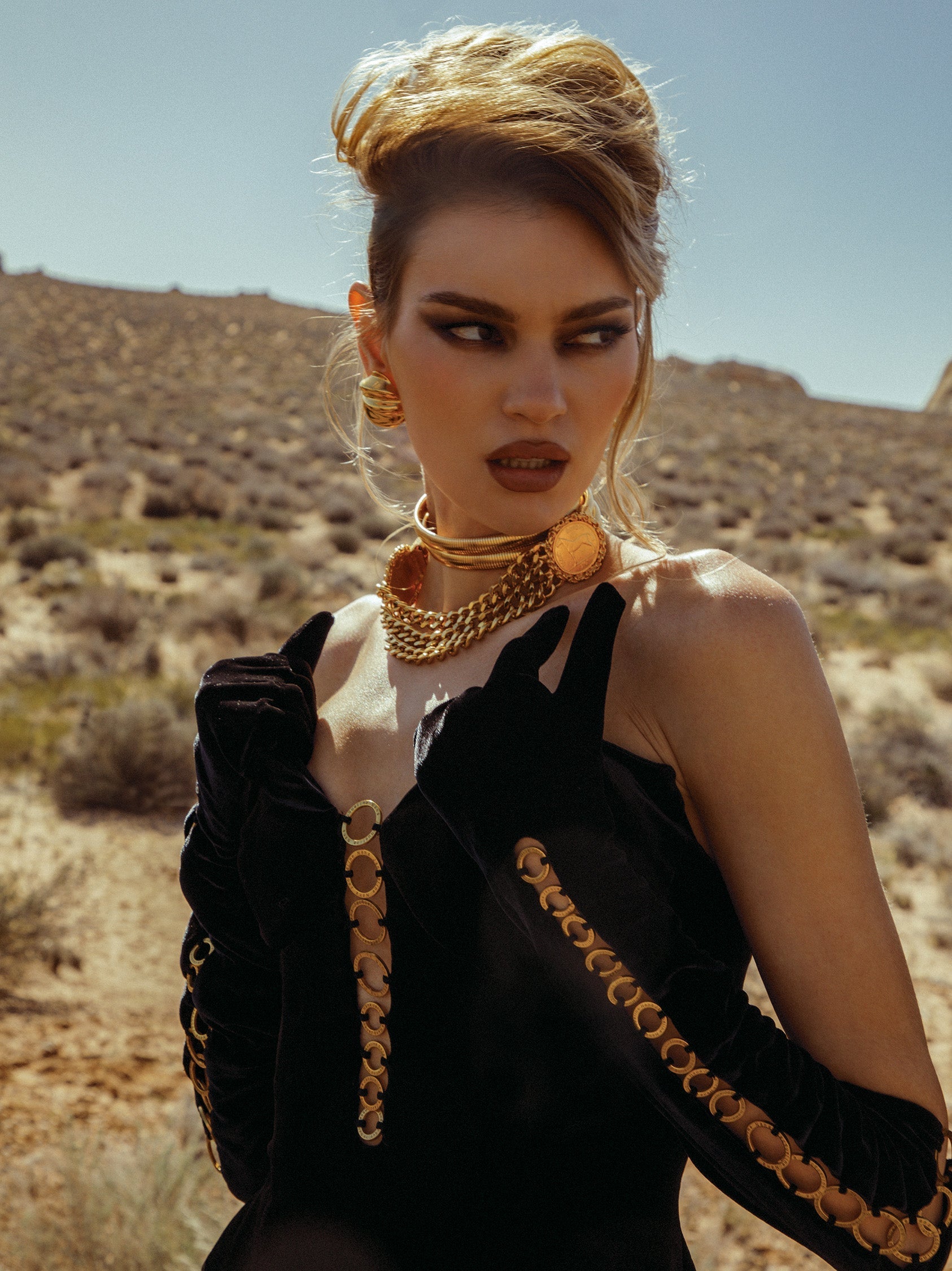 NYXEN Siyah Kadife Halka Detaylı Takım