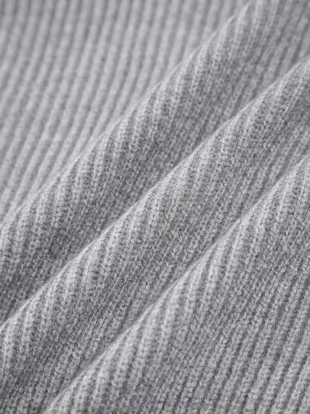 Gri Kuşak Detaylı Minimalist Triko Kazak