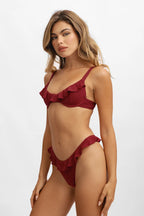 Makayla Fırfırlı Destekli Bikini Üstü / Kiraz Şarabı Noktalı