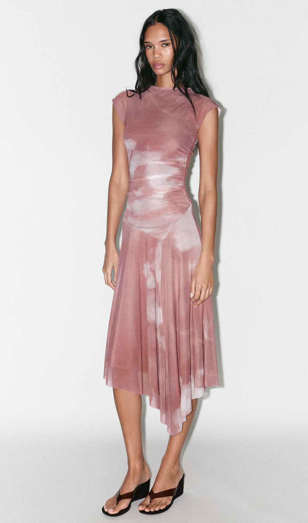 Pembe Büzgülü Tül Midi Elbise