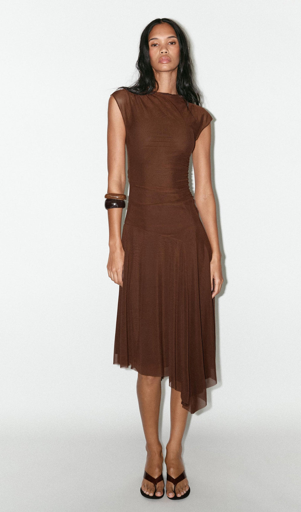 Kahverengi Büzgülü Tül Midi Elbise