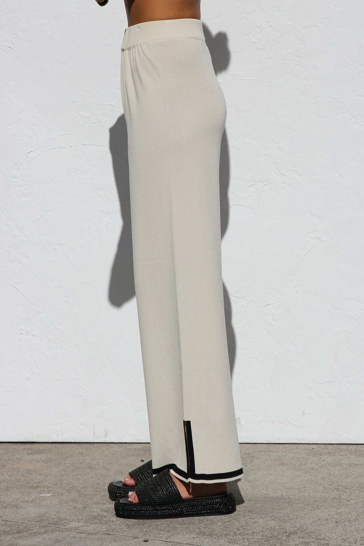 Krem Yvonne Triko Takım