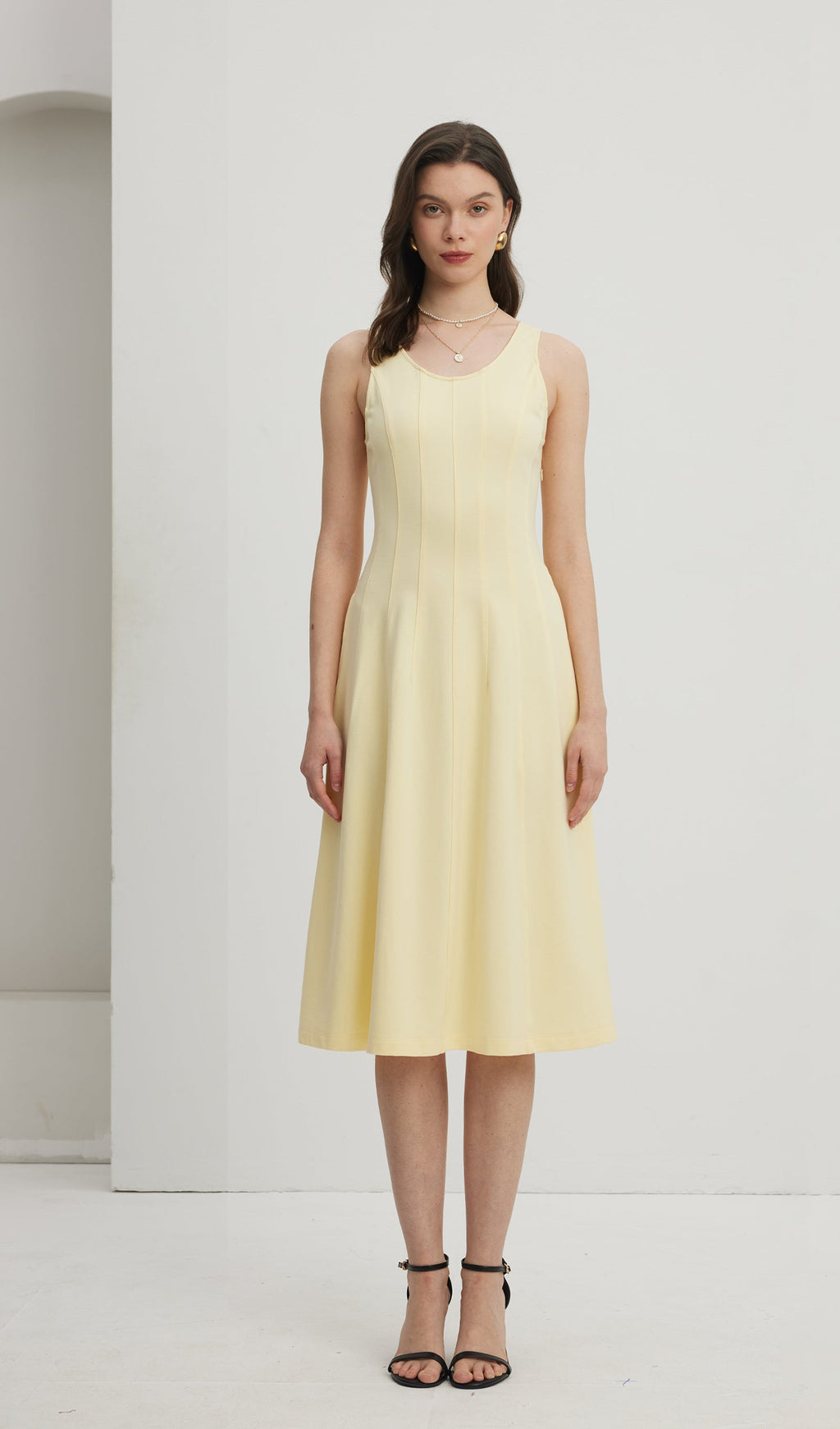 Pileli Bölünmüş Midi Elbise