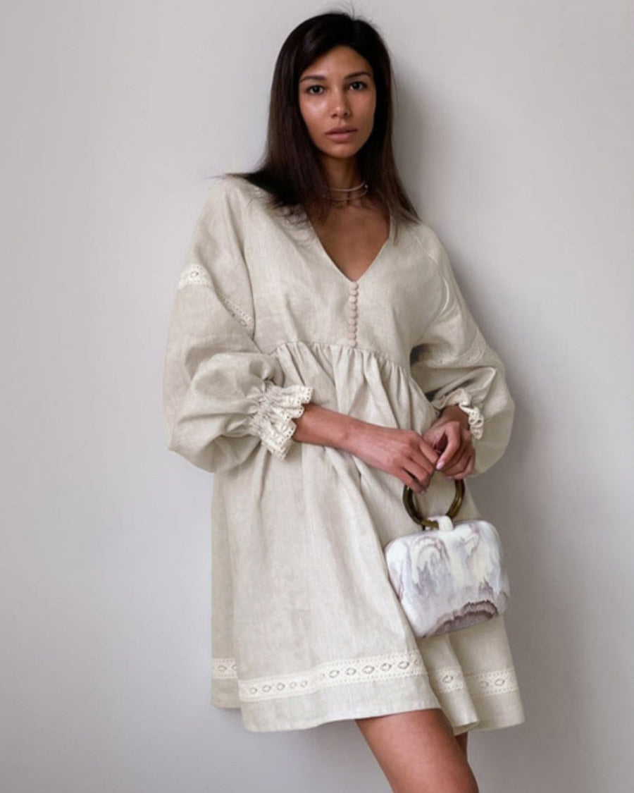 V Yakalı Fener Kollu Bol Kısa Elbise