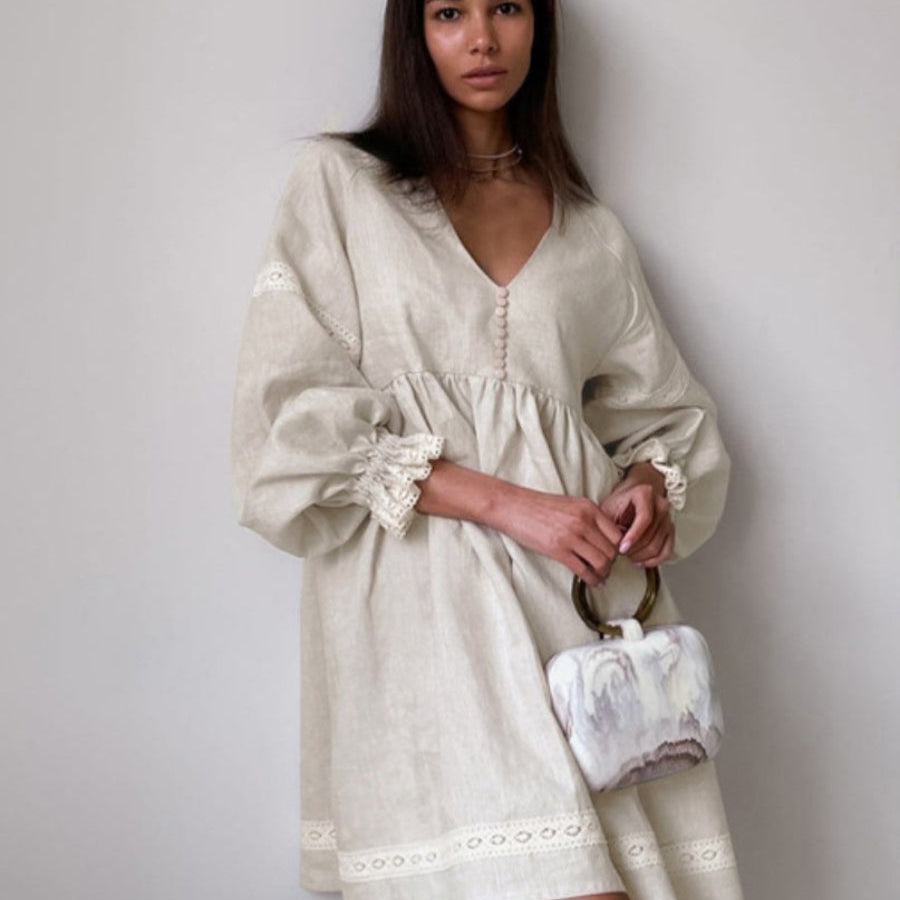 V Yakalı Fener Kollu Bol Kısa Elbise