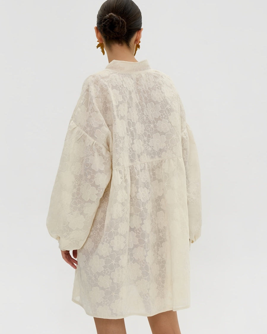 İşlemeli Çiçekli Bol Gömlek Elbise