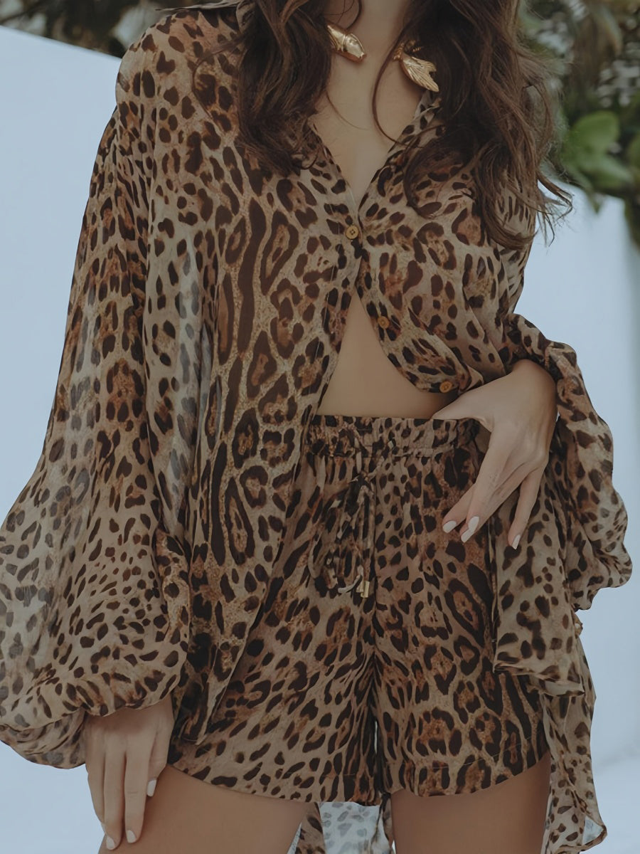 Leopar Desenli Şort Takımı