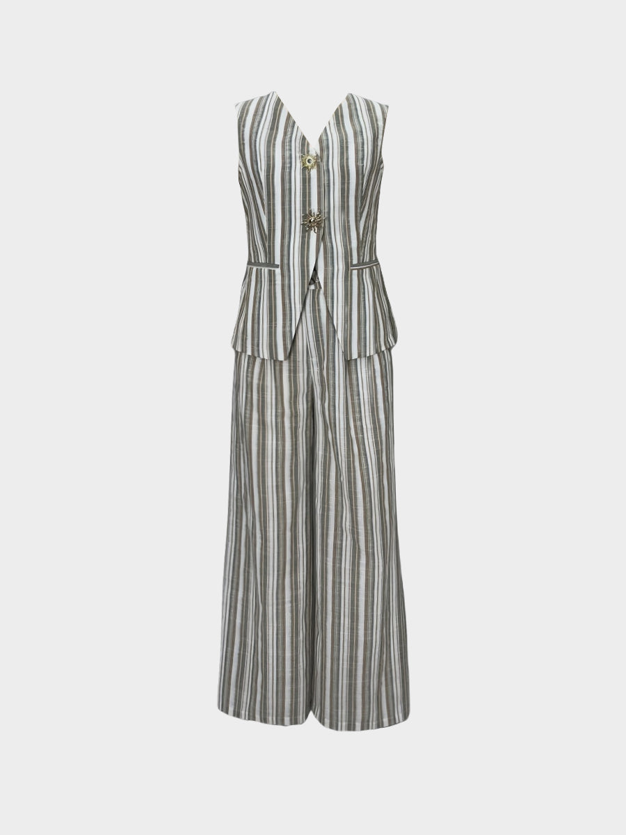 Broşlu Pantolon Takımı