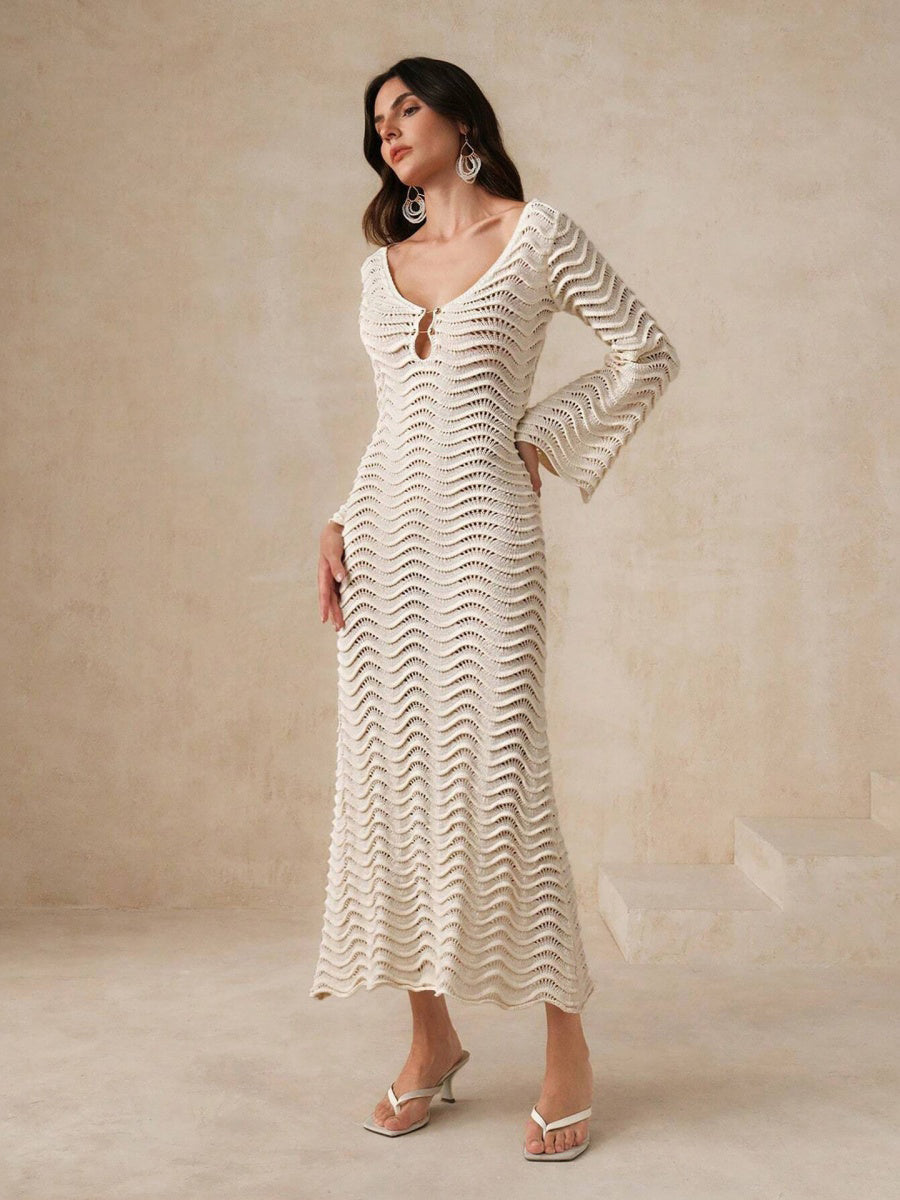 Tığ İşi Metal Detaylı Sırtı Açık Uzun Elbise