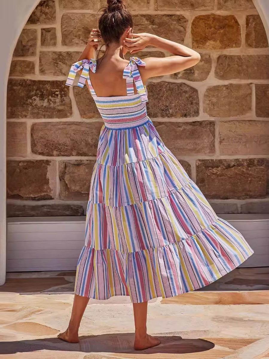 Kolsuz Çizgili Desenli A Kesim Midi Elbise