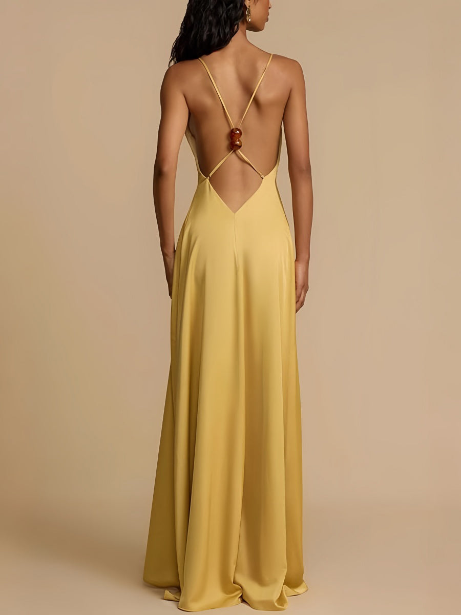 Düz V Yakalı Sırtı Açık Uzun Elbise
