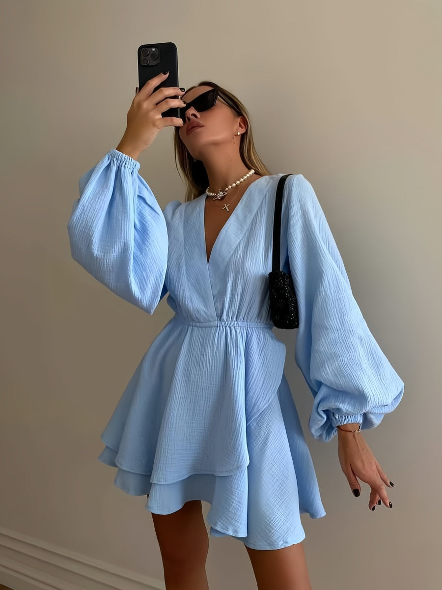 Kemersiz V Yaka Fener Kollu Mini Elbise