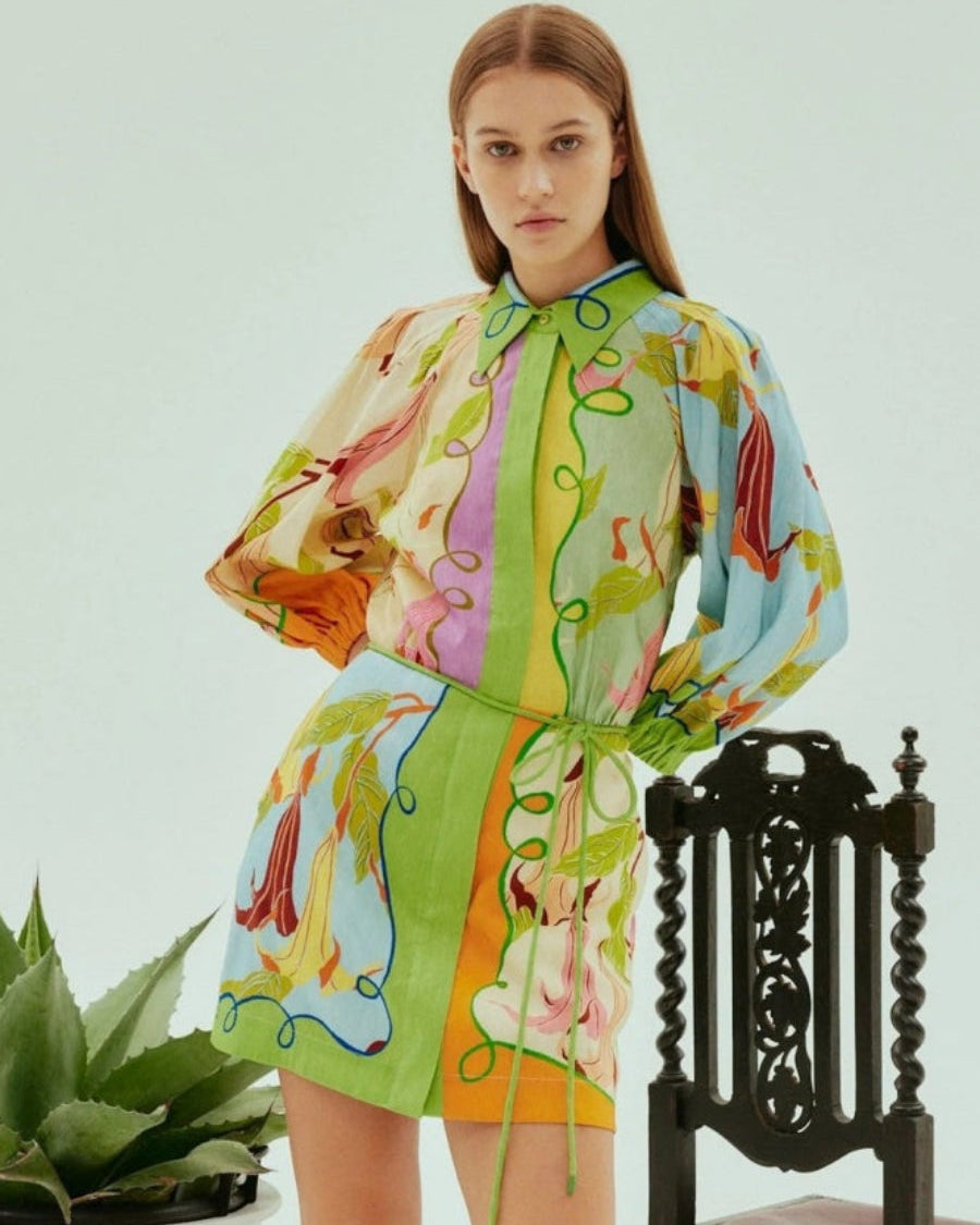 Yaprak Desenli Puf Kollu Bağcıklı Mini Elbise