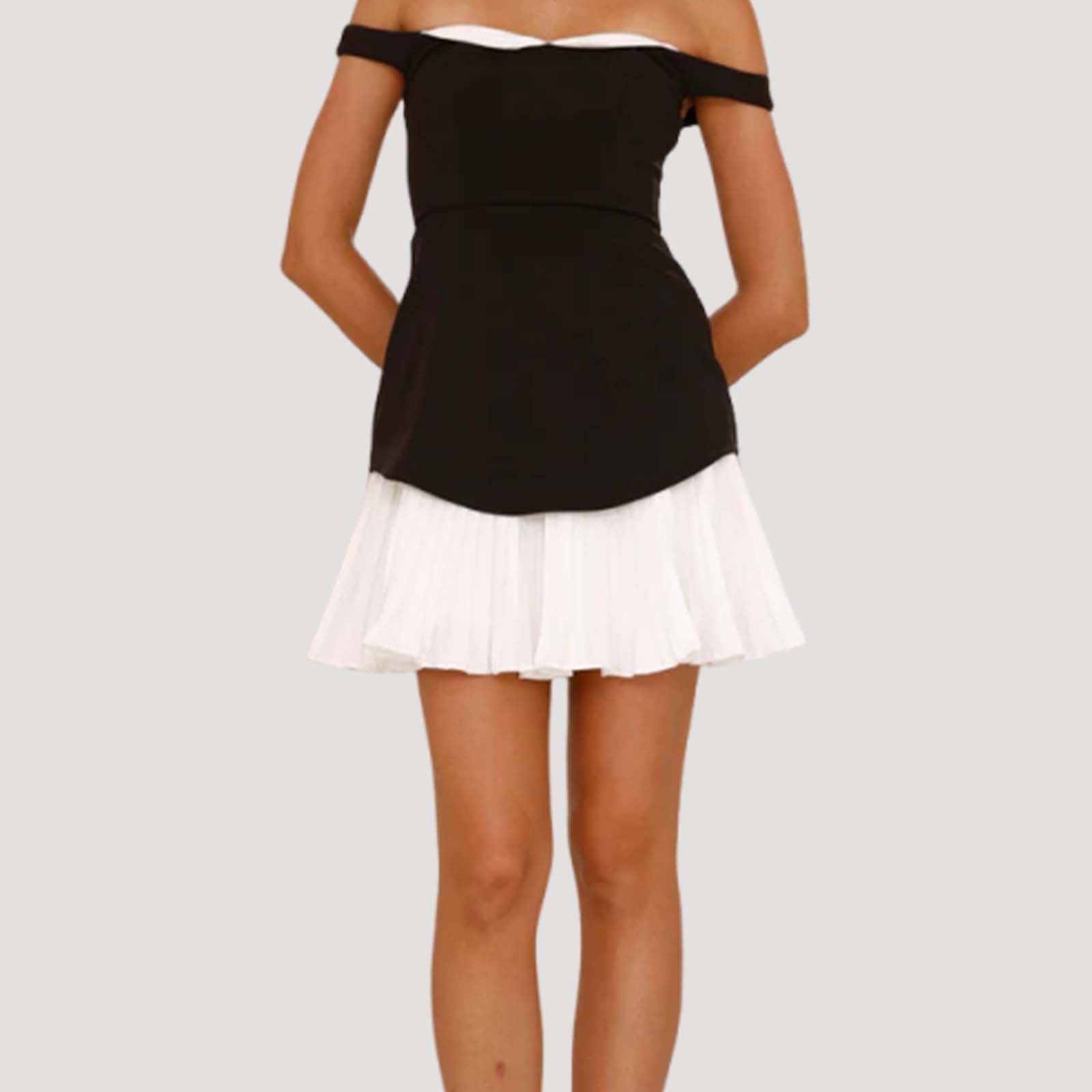 Omuz Açık Mini Elbise