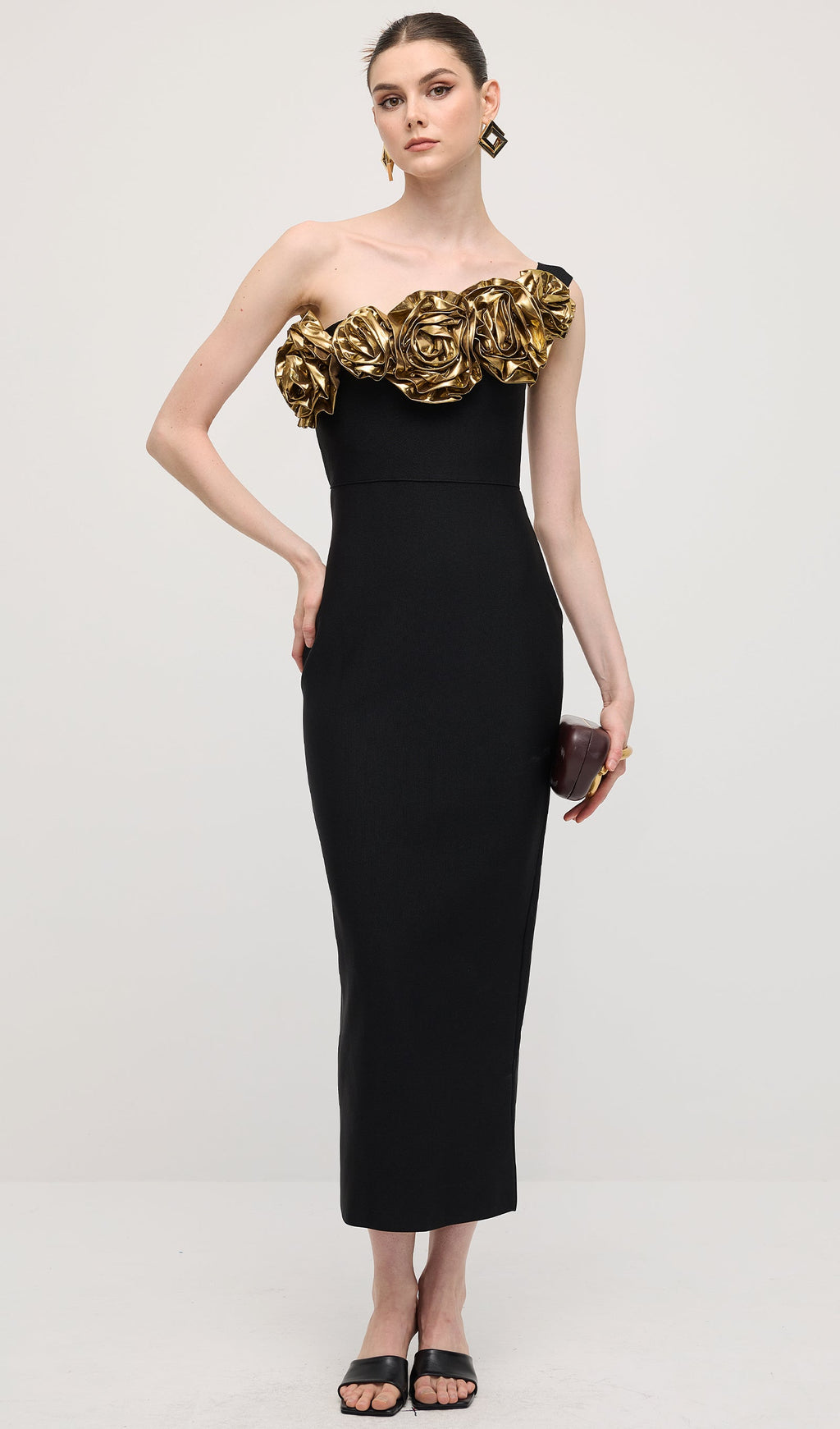 Tek Omuzlu Gül Vücuda Oturan Uzun Elbise