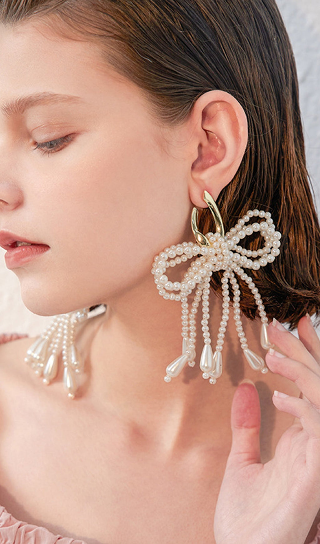 İnci Fiyonklu Sarkan Damla Küpeler