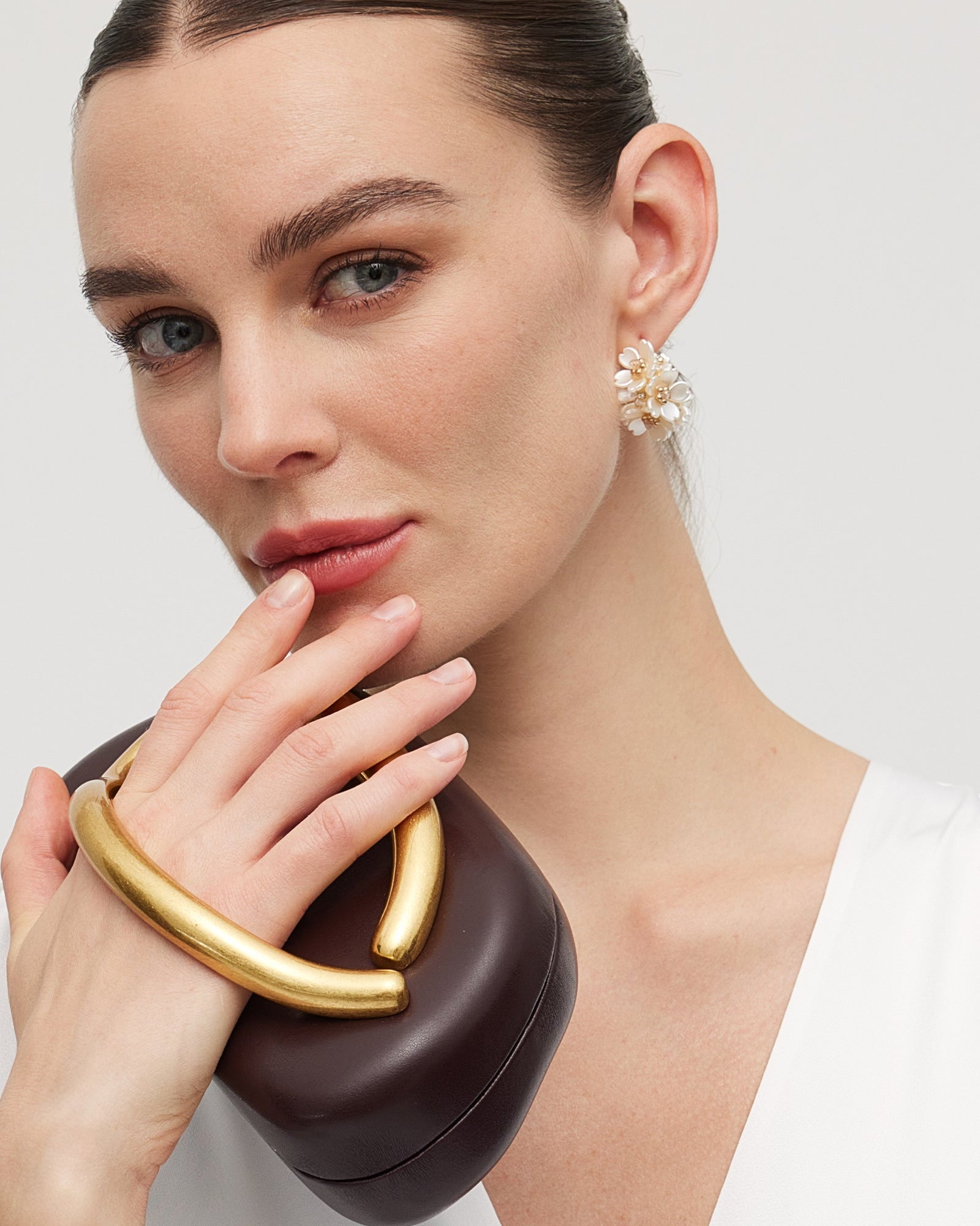 İnci Yapraklı Küpeler