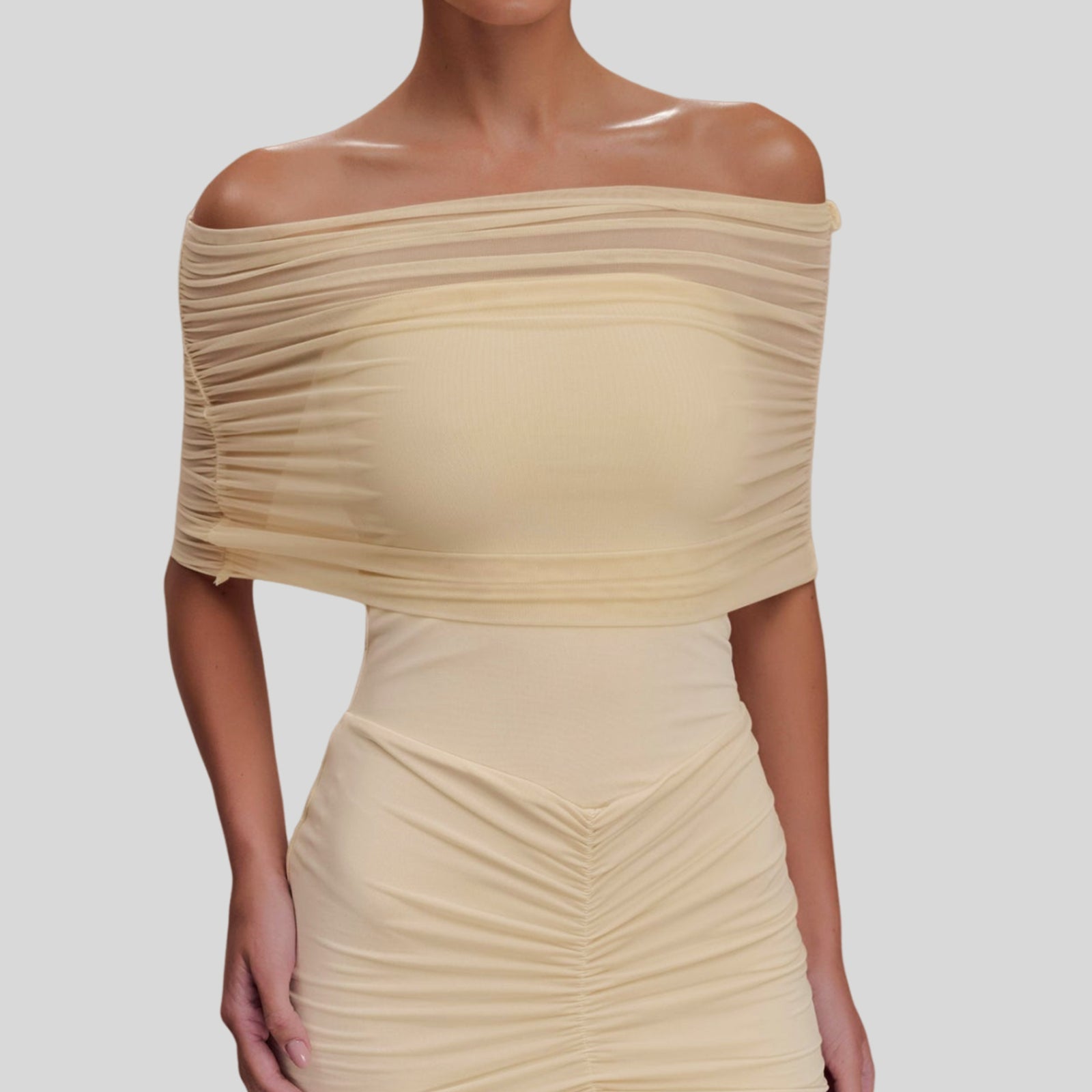 Fildişi Rengi Slinky Ve Fileli Omuz Açık Mini Elbise