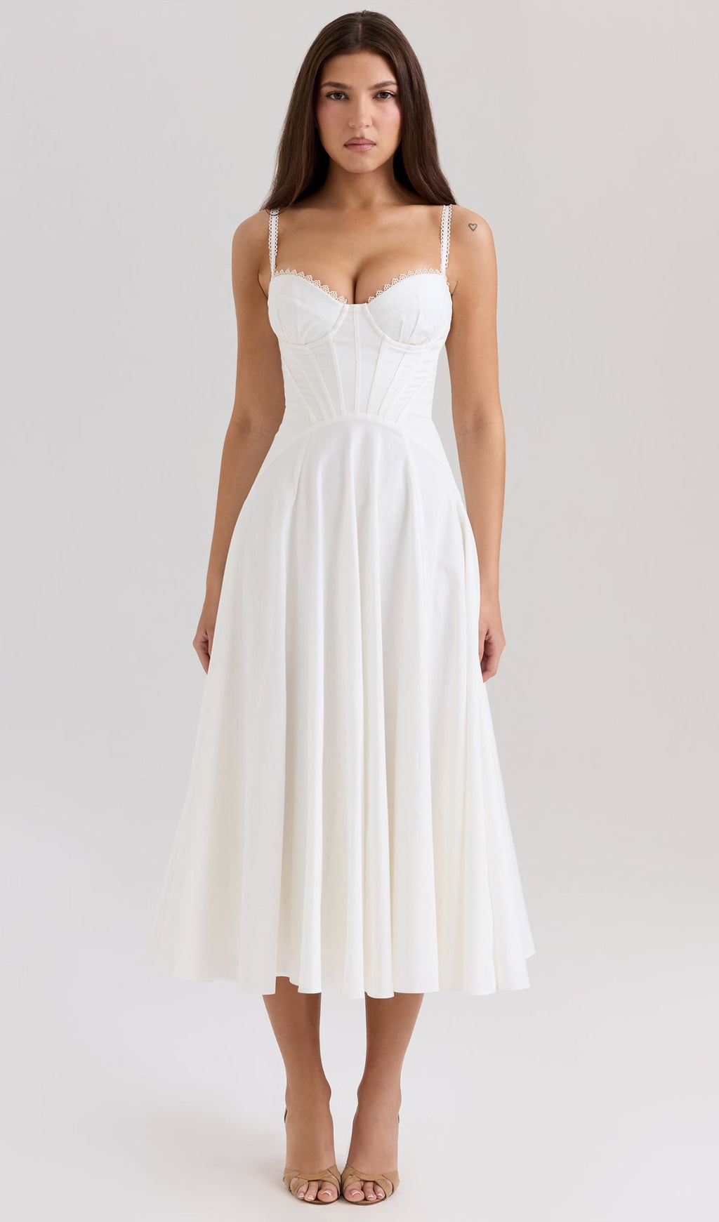 Beyaz Esnek Pamuklu Midi Elbise
