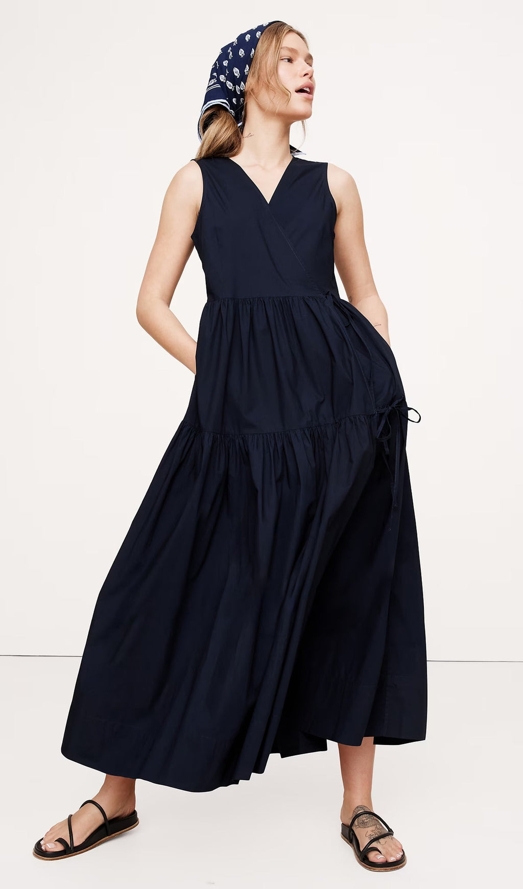 V Yaka Pamuklu Poplin Sarılı Midi Lacivert Elbise