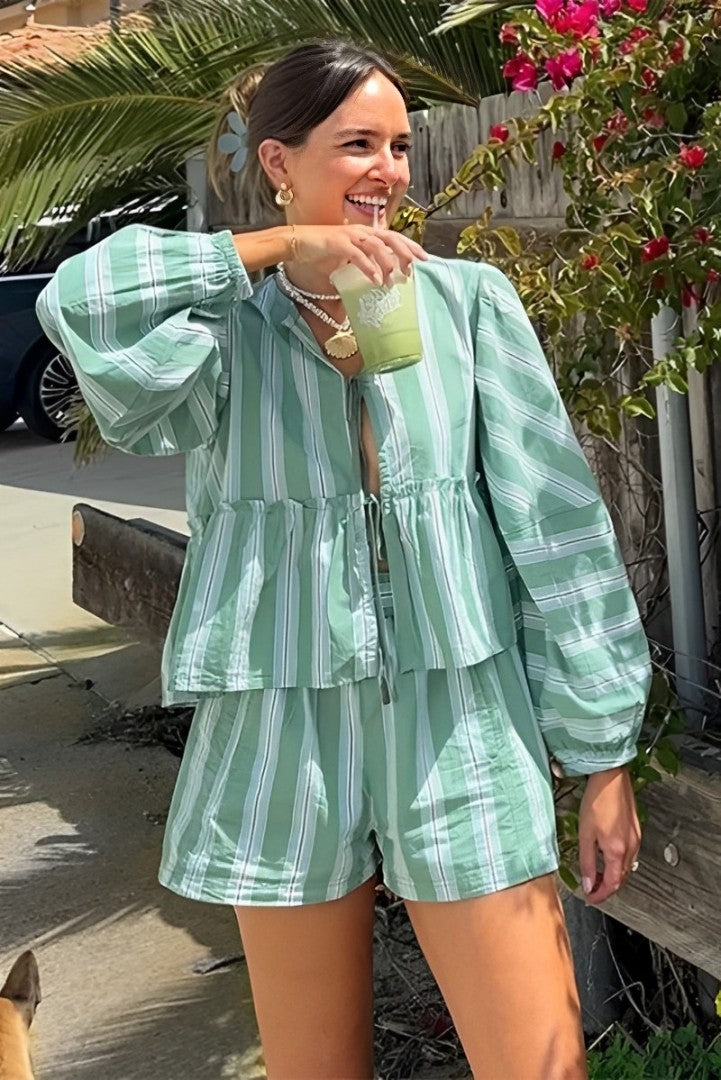 Fener Kollu Çizgili Gömlek Şort Takımı