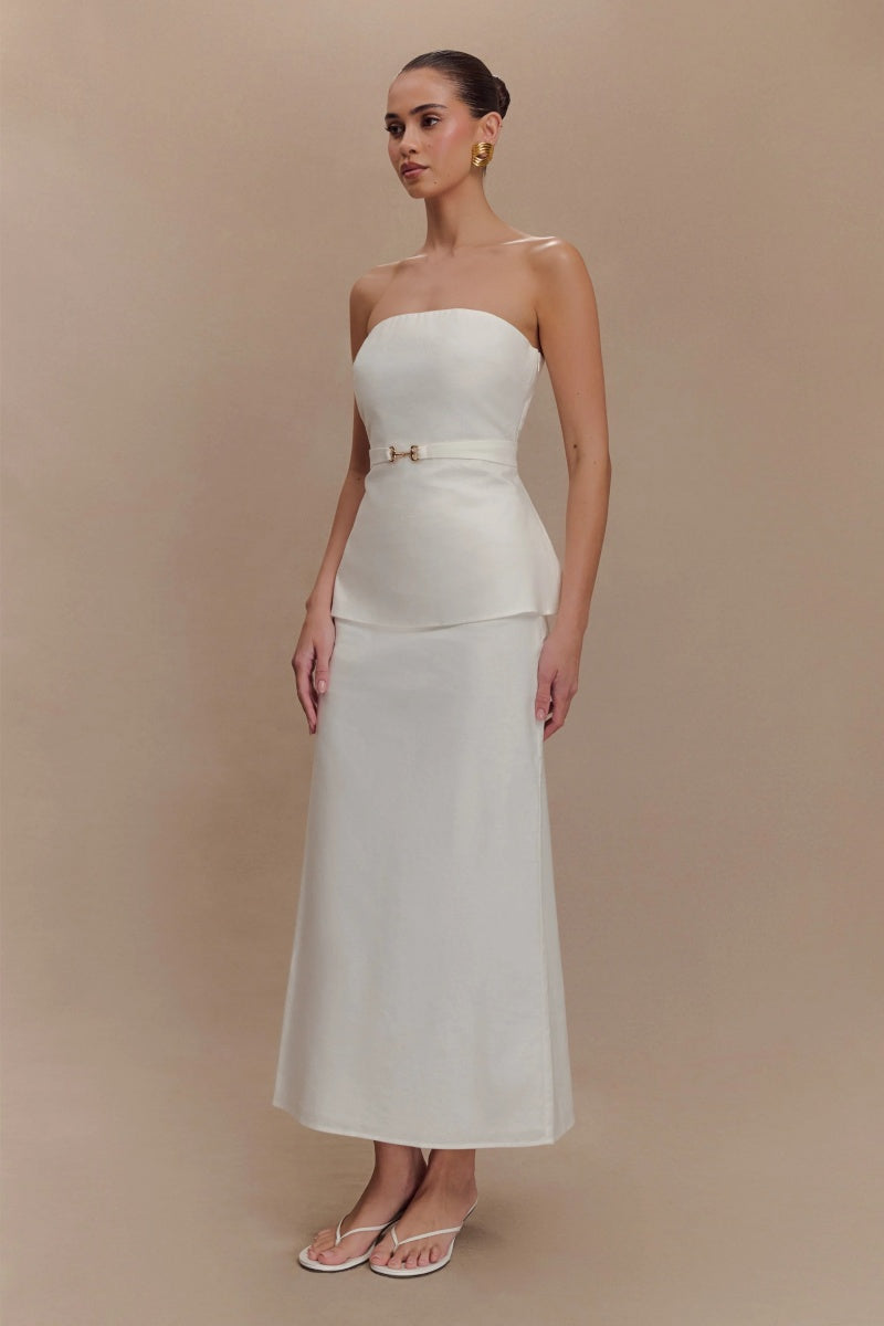 Omzu Açık Kemerli Takım